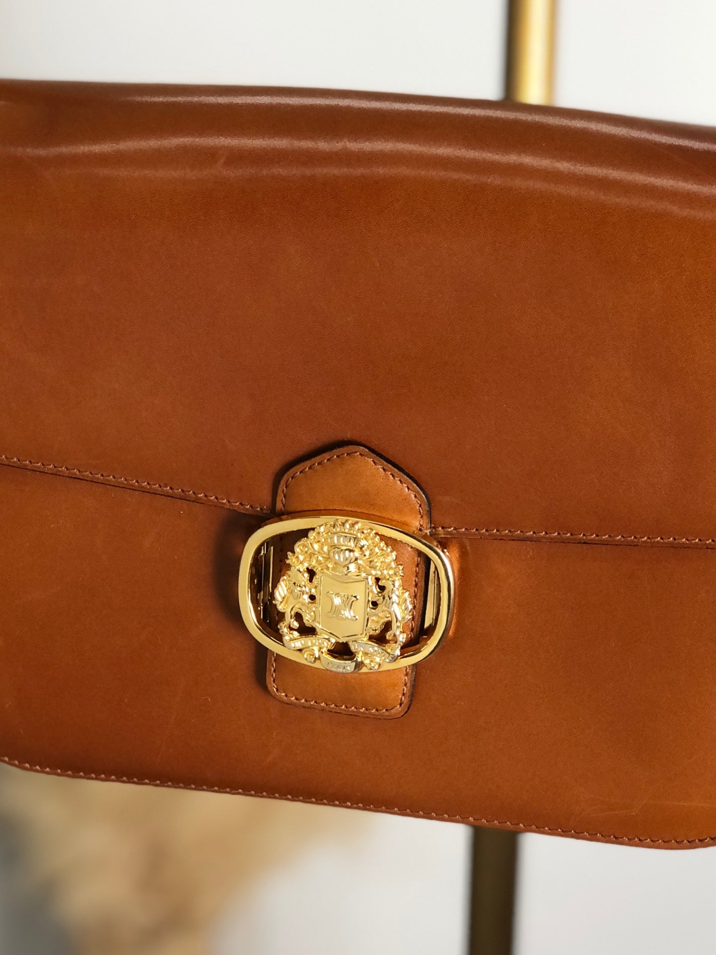 CELINE Emblem Motif Shoulder bag Camel Vintage 4zs7bs