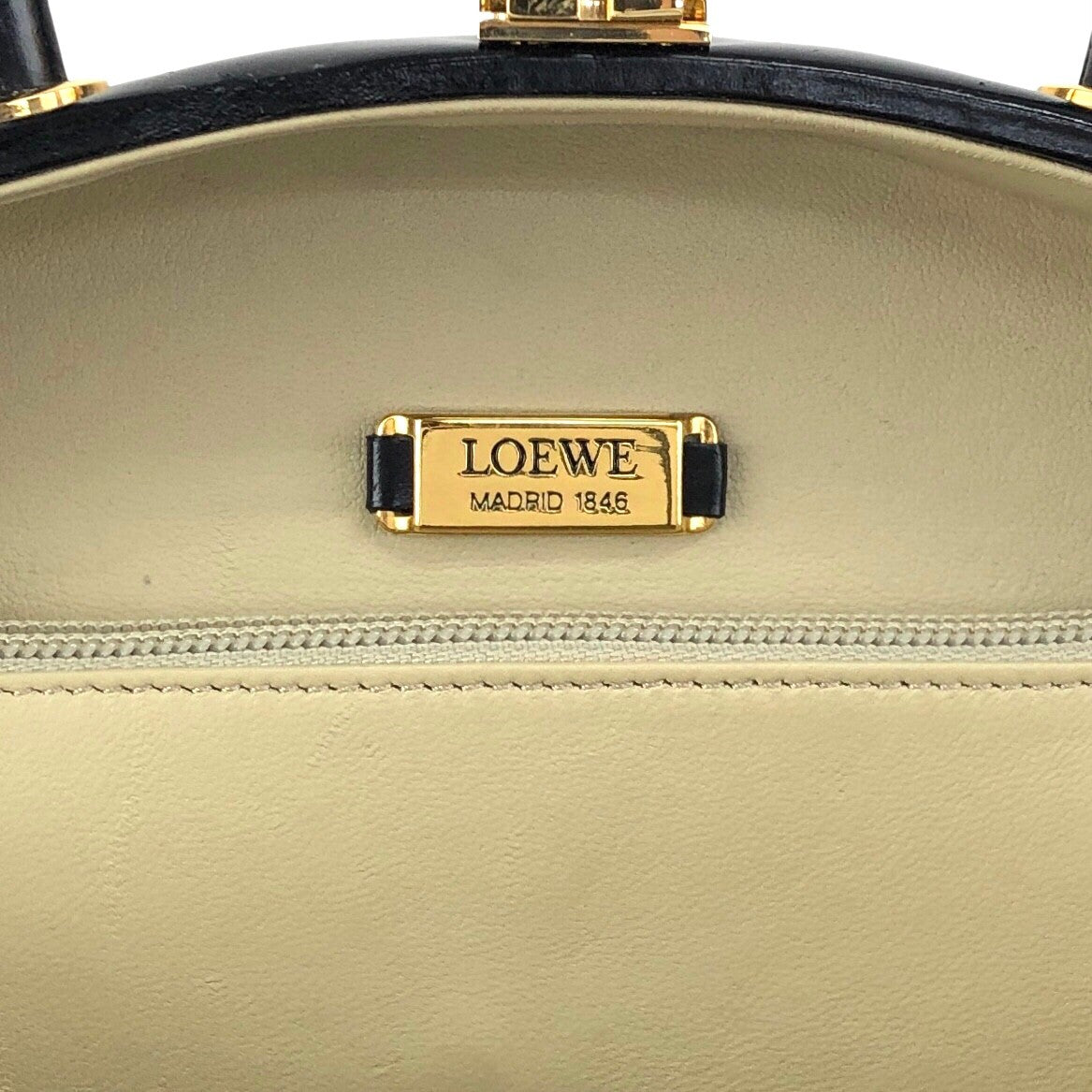 LOEWE Anagram Top Handle Handbag Vanity bag Black Vintage nxkdzt