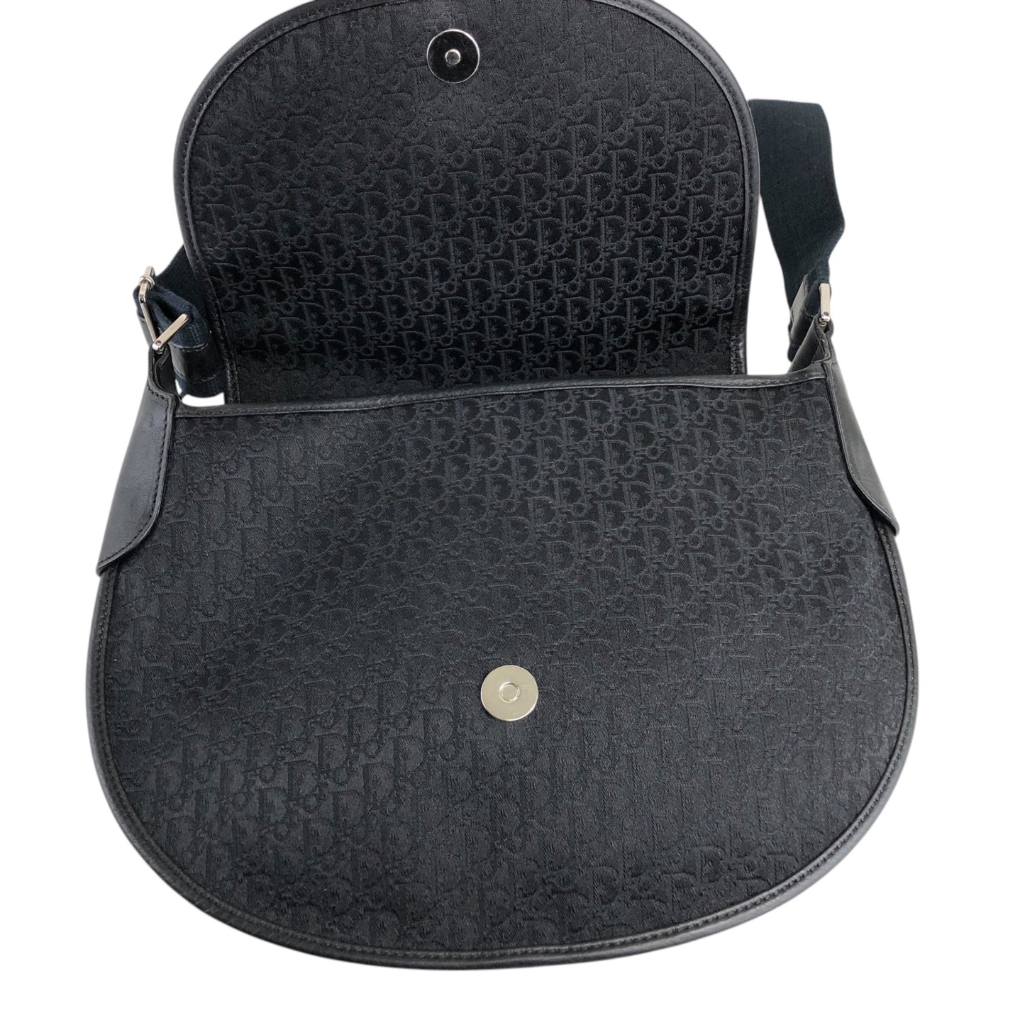 Christian Dior Logo Street Chic Round Shoulder bag Black Vintage 2uh3b5