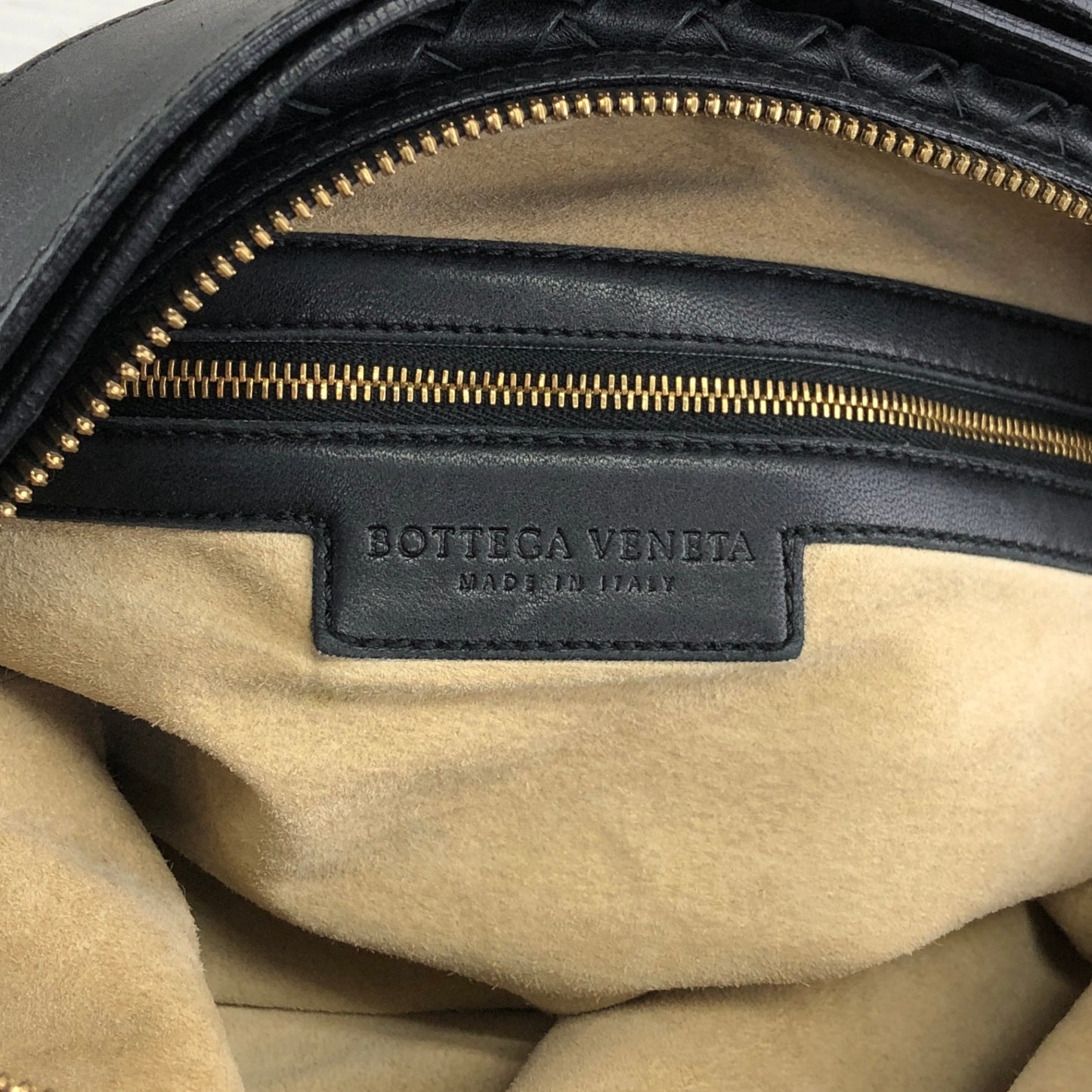 Bottega Veneta Intrecciato Shoulder bag Black Vintage w3k2a2
