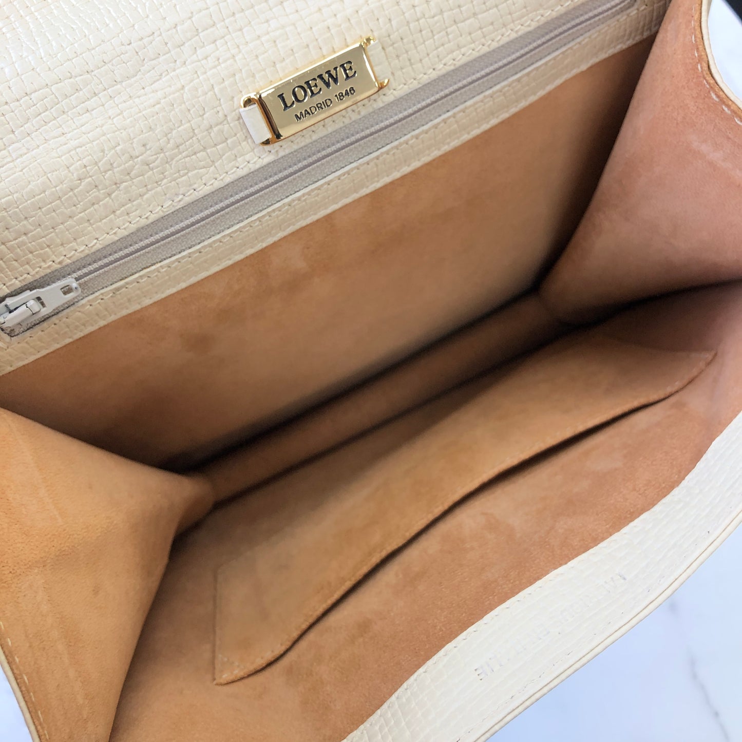 LOEWE Barcelona Bi-color Embossed Leather Handbag White Gray Vintage esxncn