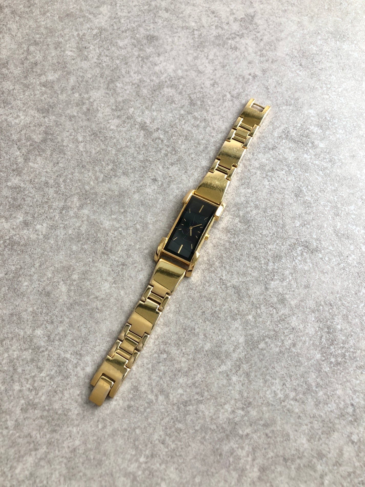 Yves Saint Laurent YSL Logo Watch Gold 5421-HI6200Y Vintage fxbm3g