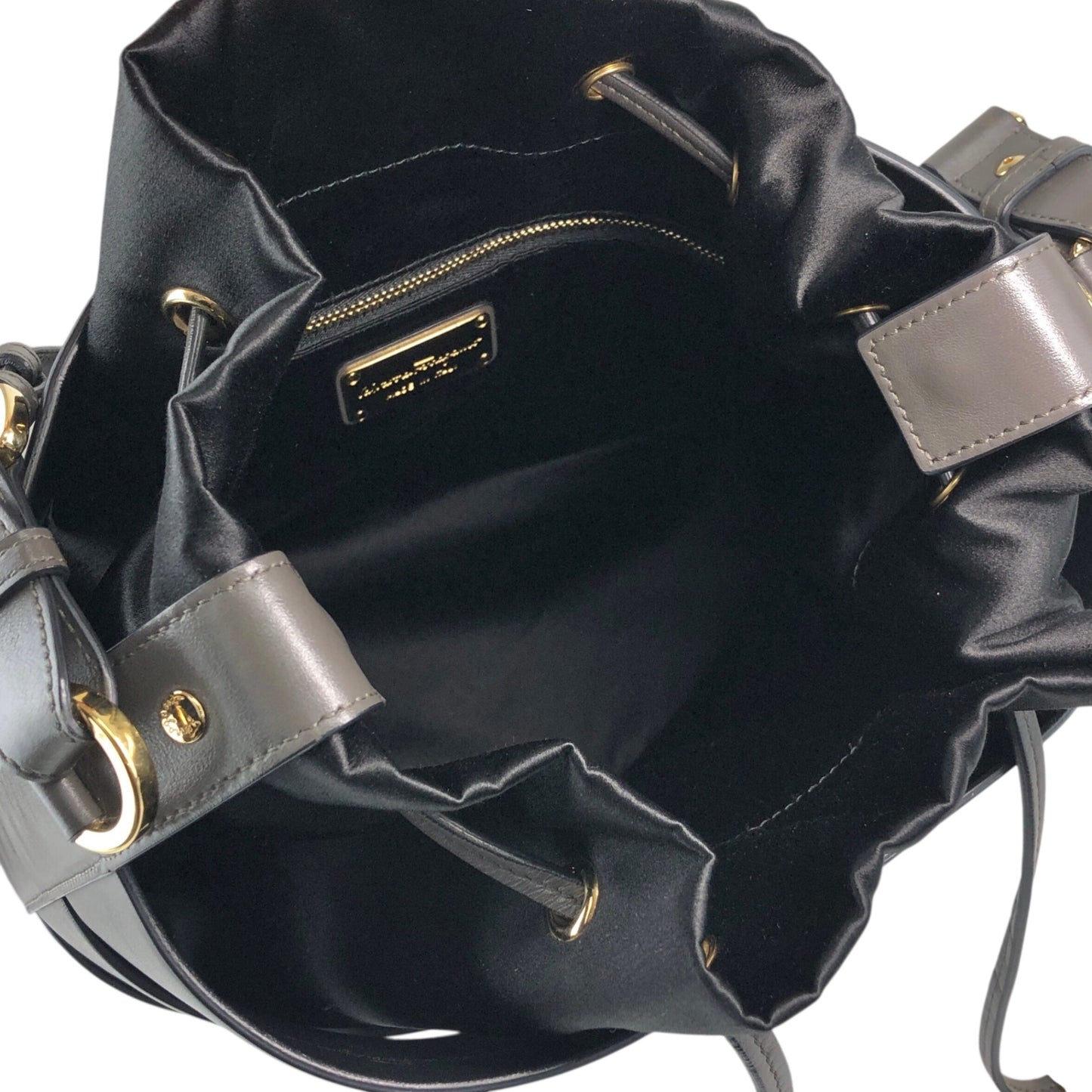 Salvatore Ferragamo Drawstring Shoulder bag Gray Vintage de3dye