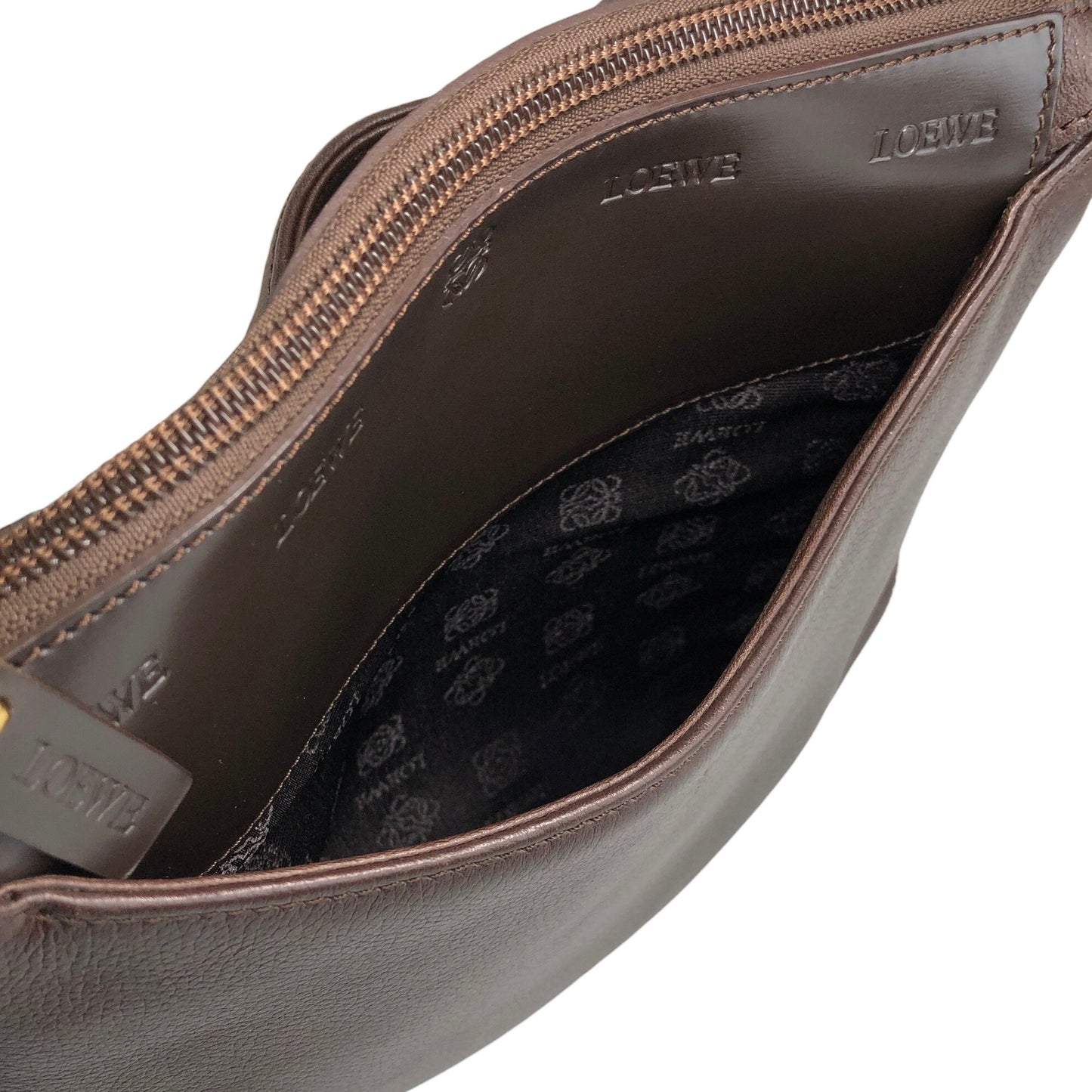 LOEWE Logo Embossed Shoulder bag Brown Vintage u3fpkx