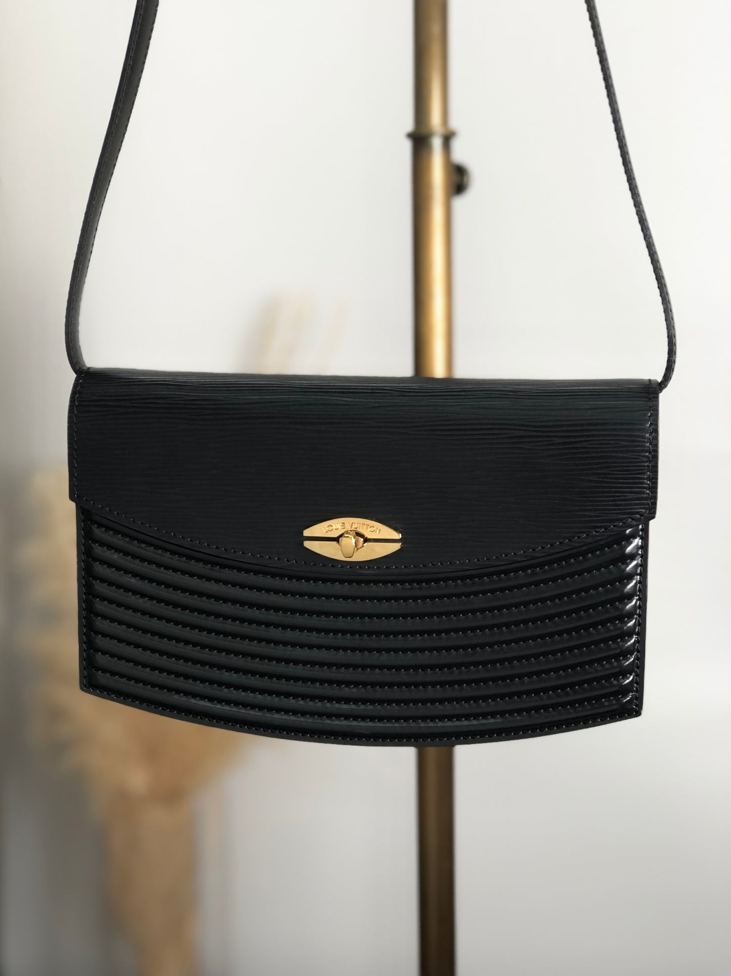 LOUIS VUITTON Epi 單肩包 黑色 M52562 復古 vdkgmn
