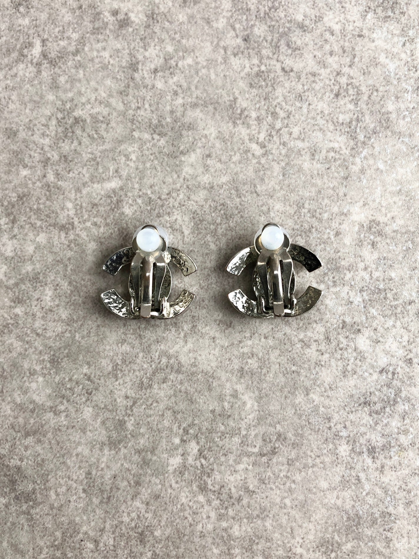 CHANEL Coco Mark Earrings Silver Vintage 68nrwn