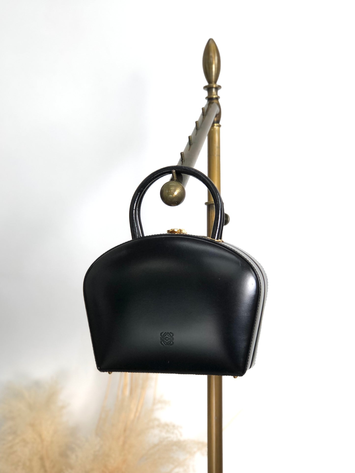 LOEWE Anagram Top Handle Handbag Vanity bag Black Vintage nxkdzt