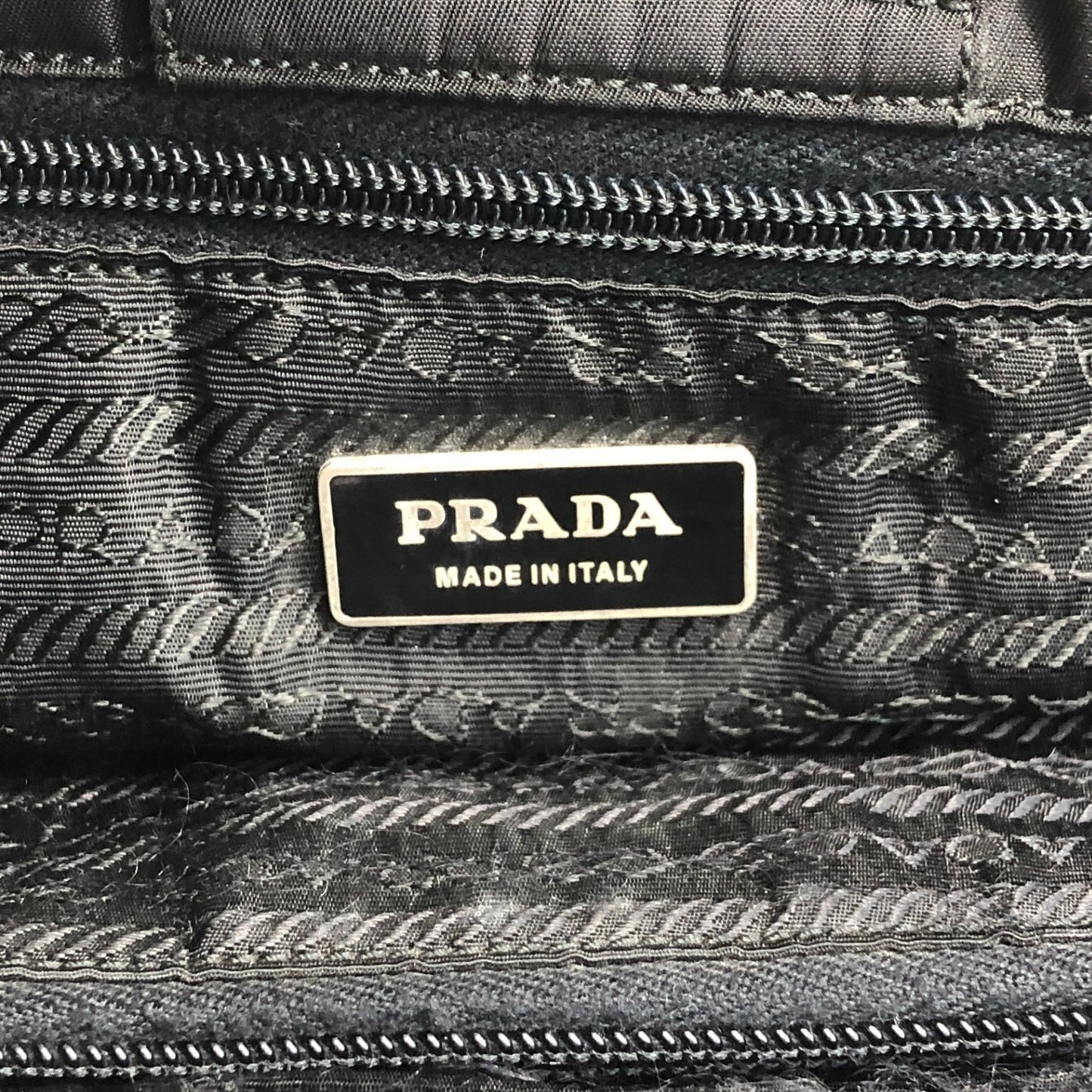 PRADA 三角形標誌雙口袋手提包托特包黑色復古 stpedt