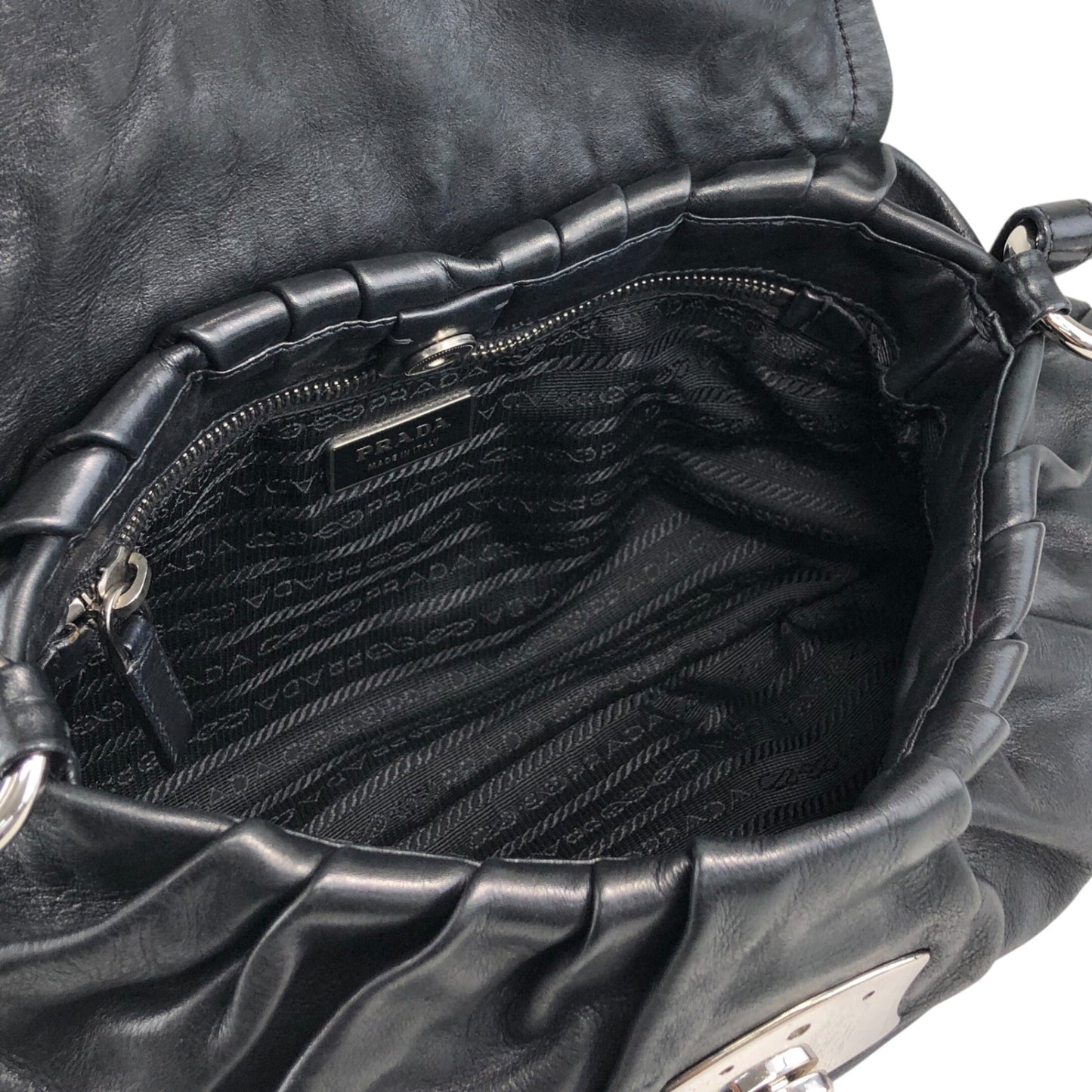 PRADA Logo Front Buckle Shoulder bag Black Vintage 4b8iuy