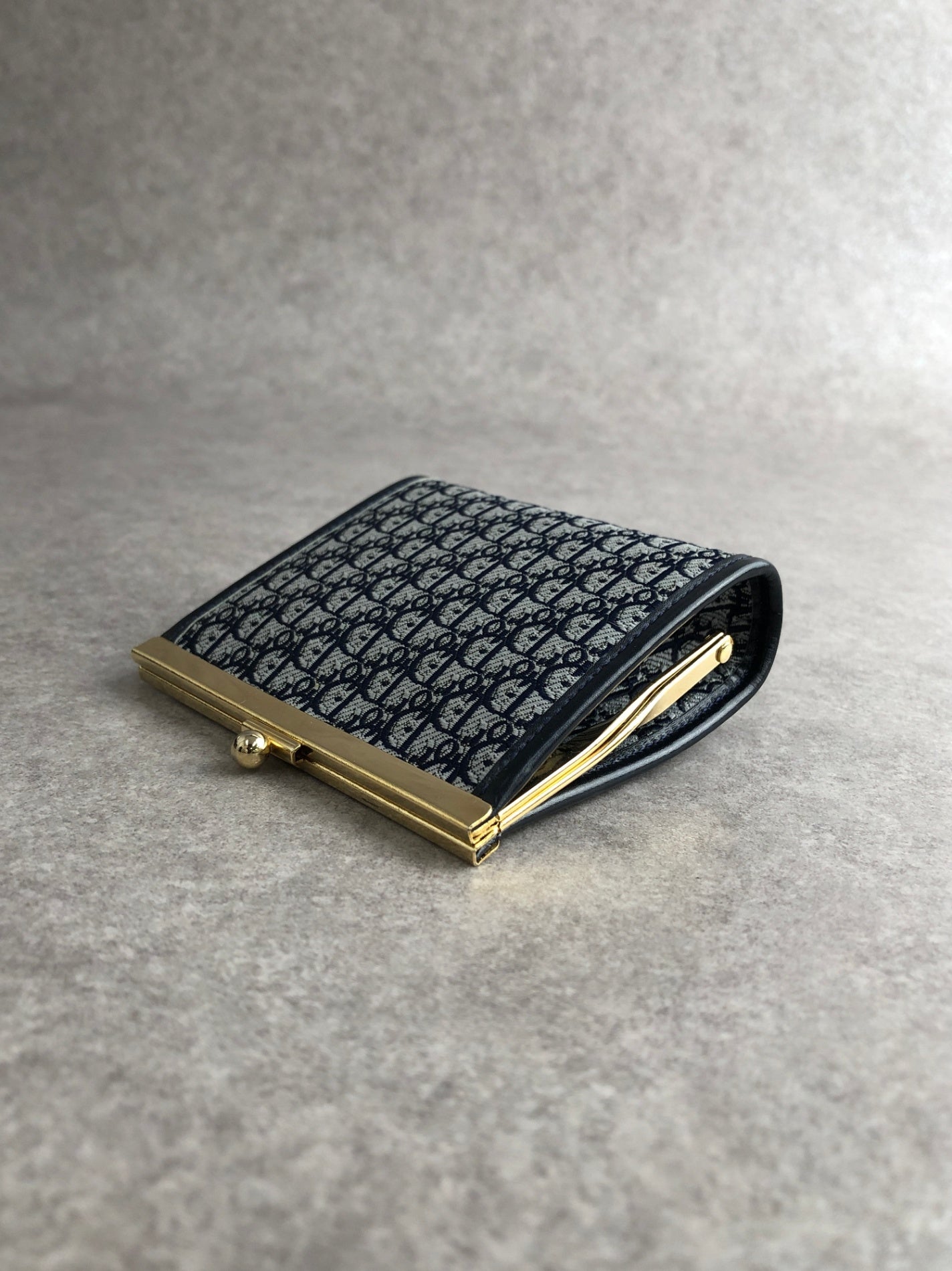 Christian Dior Trotter Metal Clasp Coin Purse Navy Vintage mfkmes