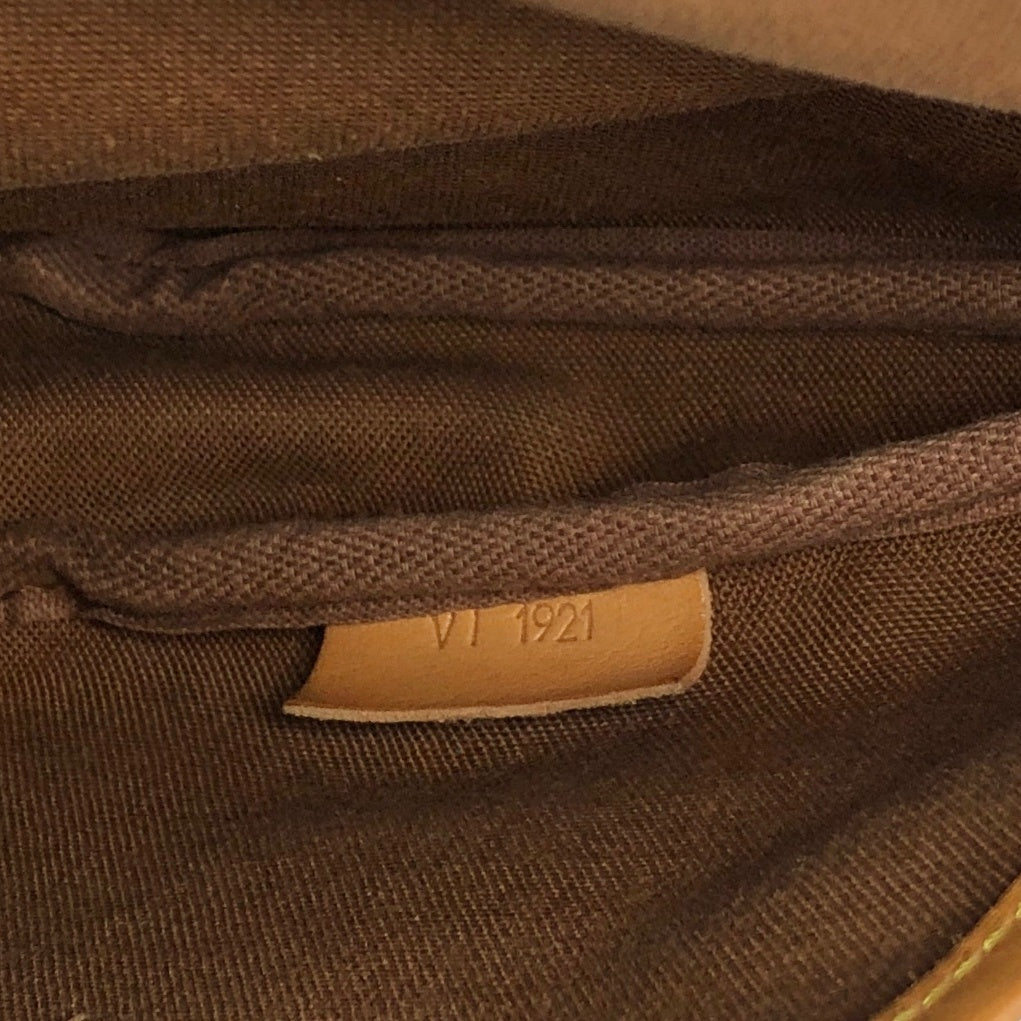 LOUIS VUITTON Monogram Shoulder bag Brown M42256 Vintage eirzhg