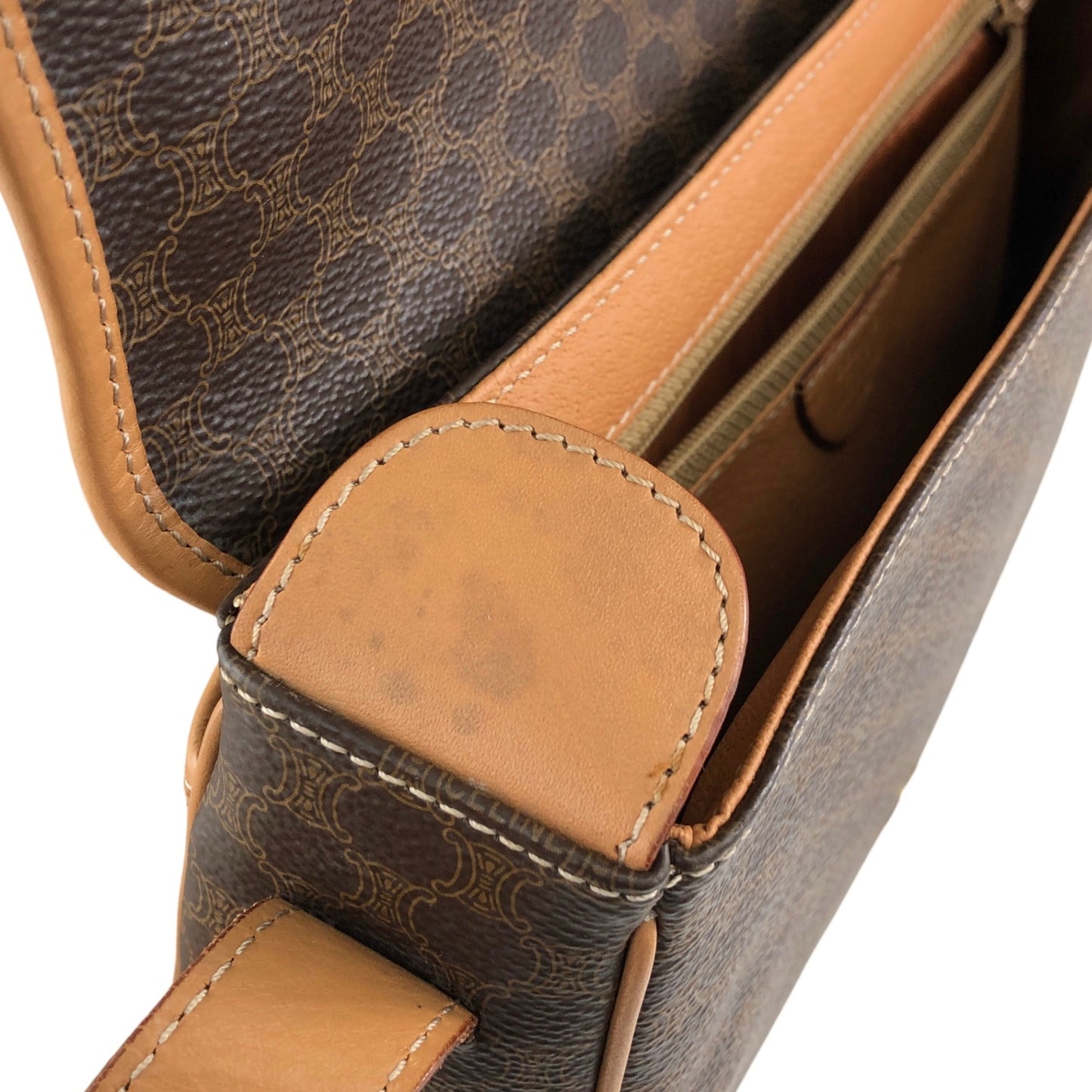 CELINE Macadam Blason Flap Shoulder bag Brown Vintage kbjacj