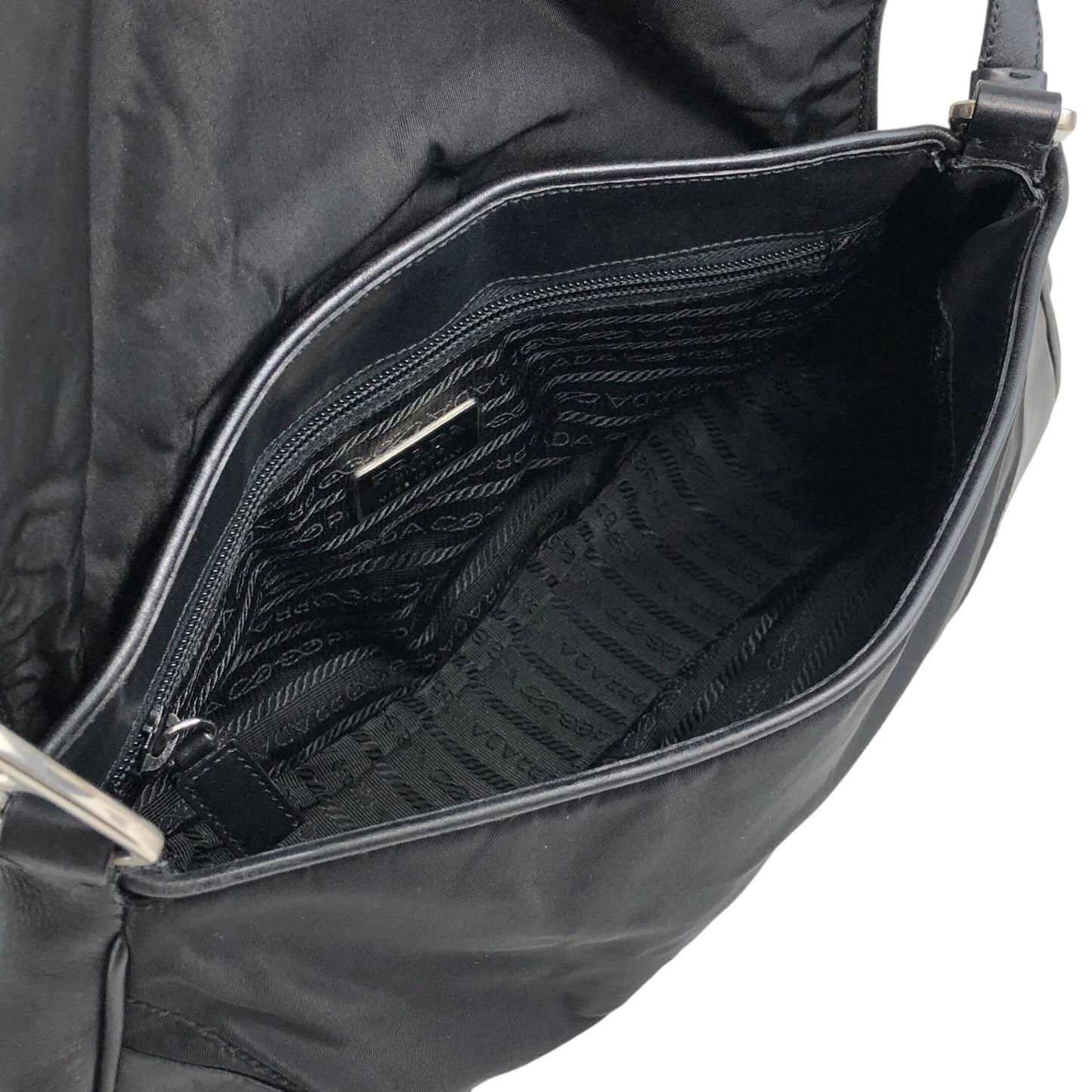 PRADA Triangle Logo Front Buckle Shoulder bag Black Vintage dwjuwu
