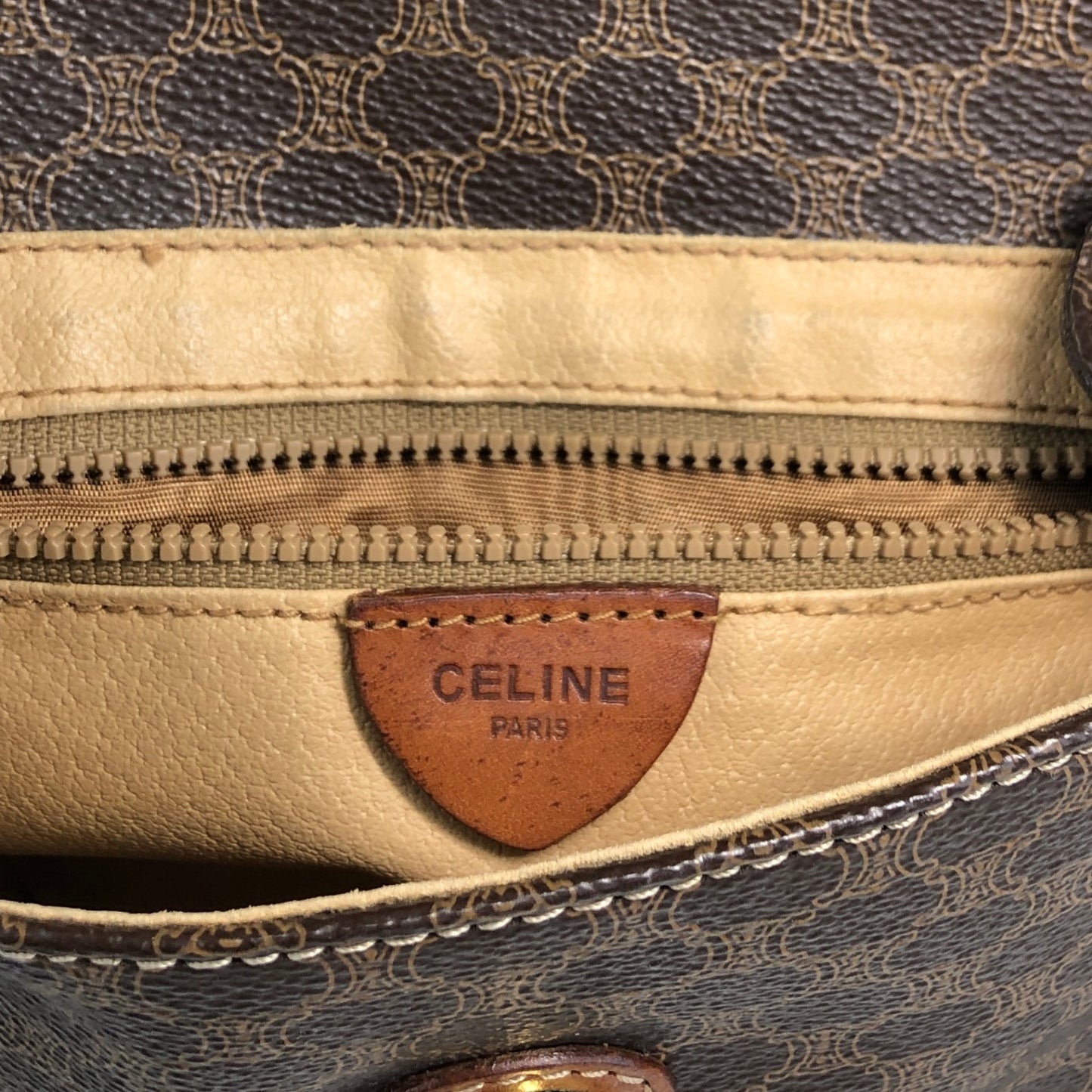 CELINE Macadam Blason Shoulder bag Brown Vintage y3mg84