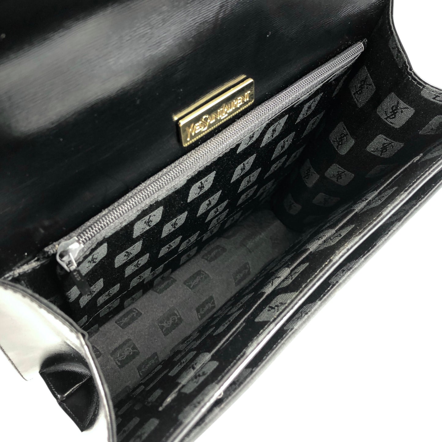 Yves Saint Laurent Logo Shoulder bag Black Vintage stwefg