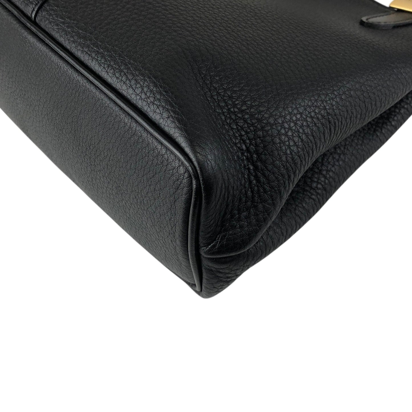 BURBERRY Logo Shoulder bag Black Vintage vrug8v