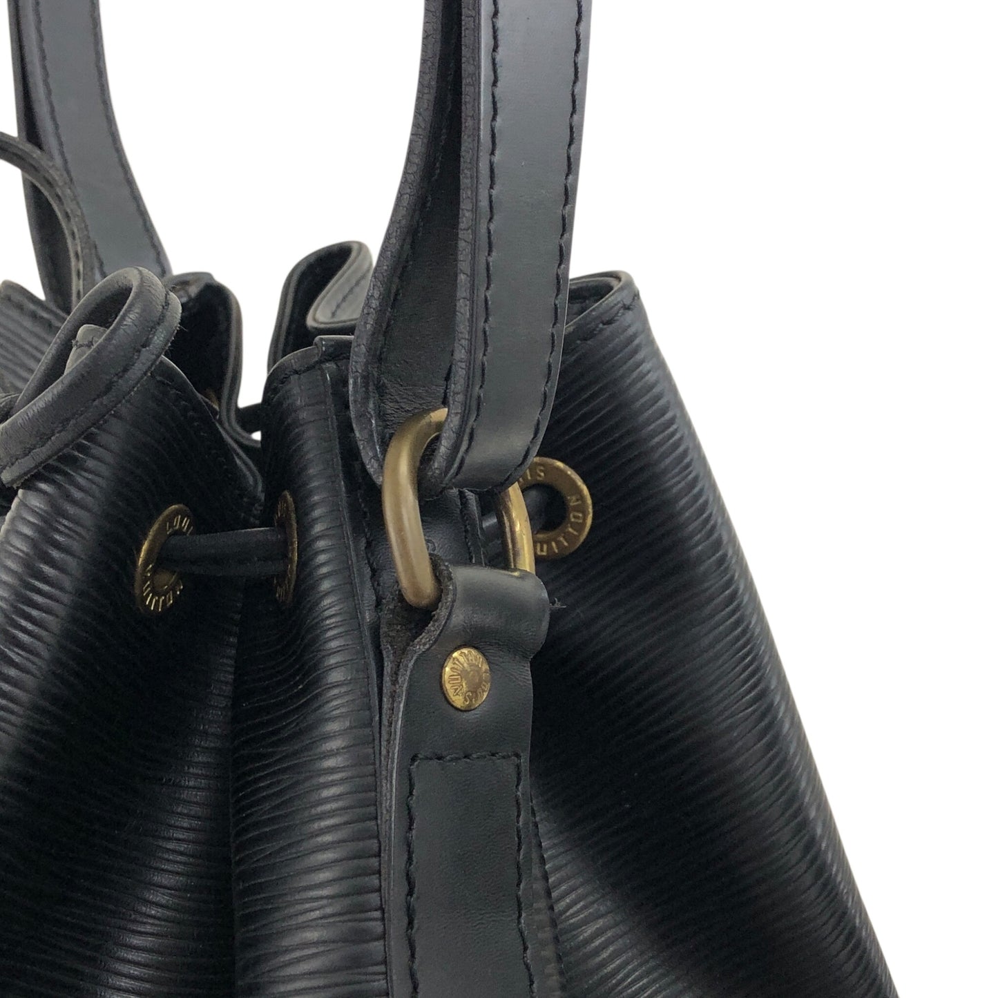 LOUIS VUITTON Epi Drawstring Shoulder bag Black Vintage d2i73r