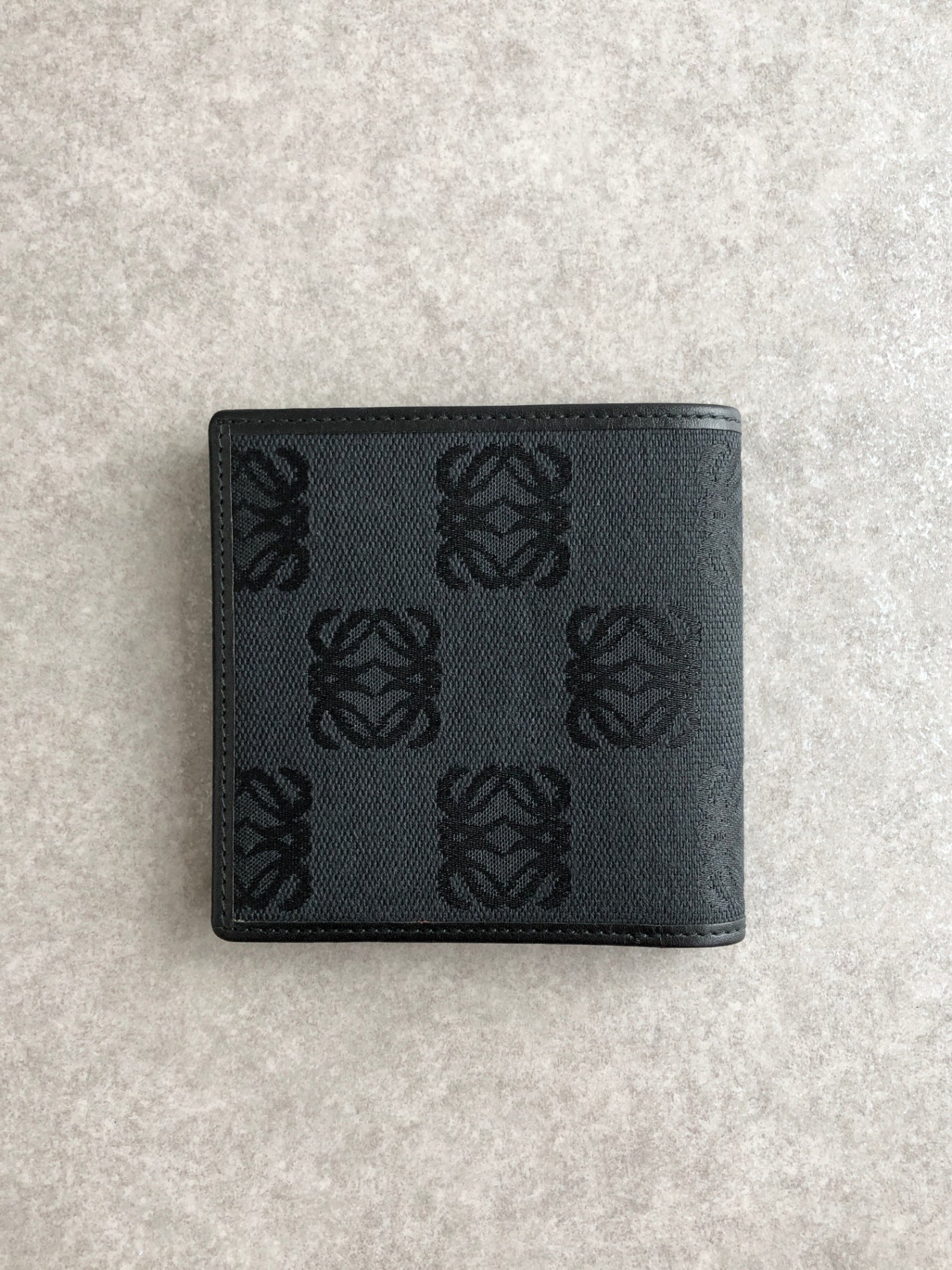 LOEWE Anagram Folded Wallet Black Vintage rxfn4n