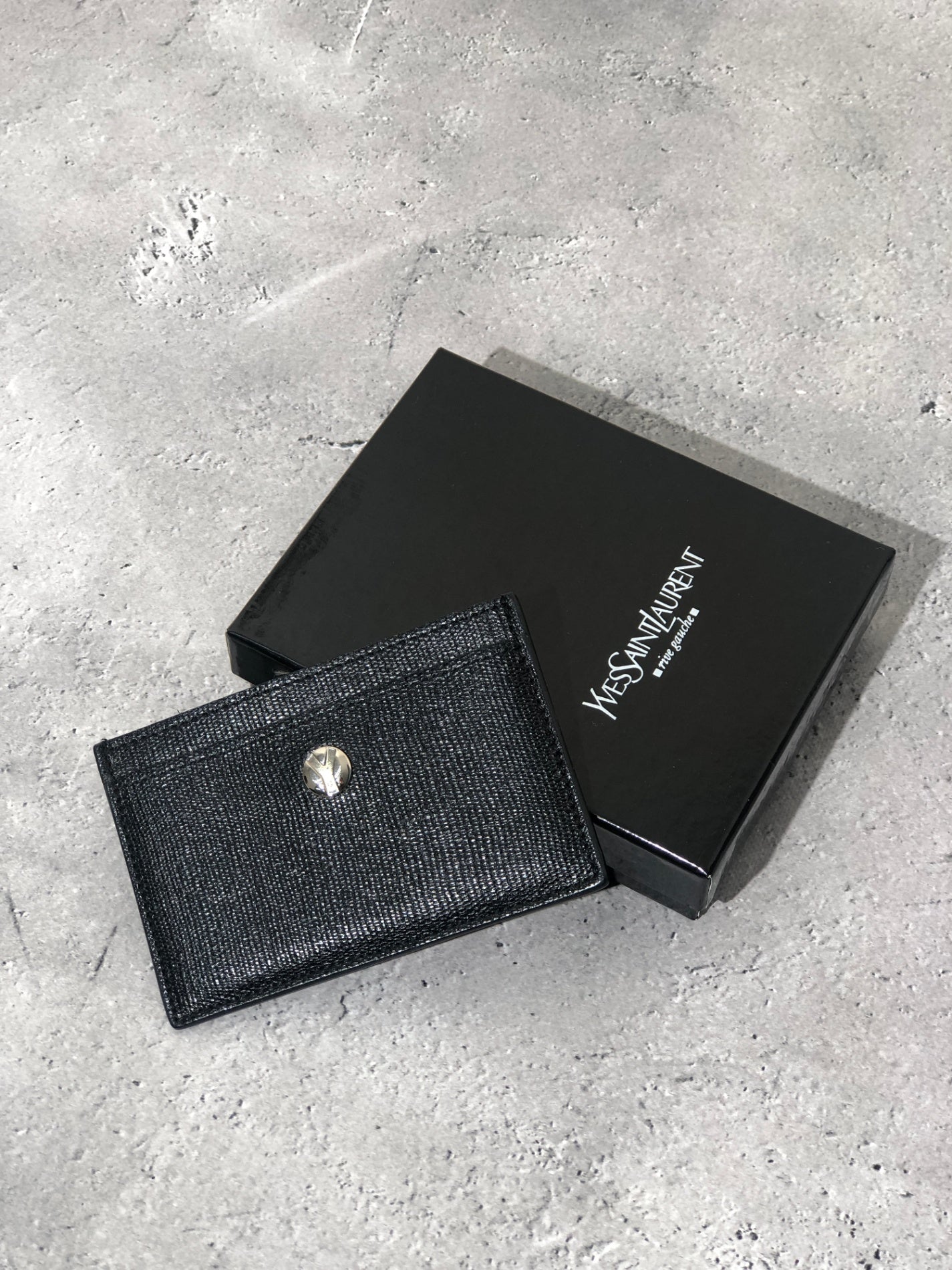 Yves Saint Laurent 皮革卡夾 黑色 復古 4bm2fd