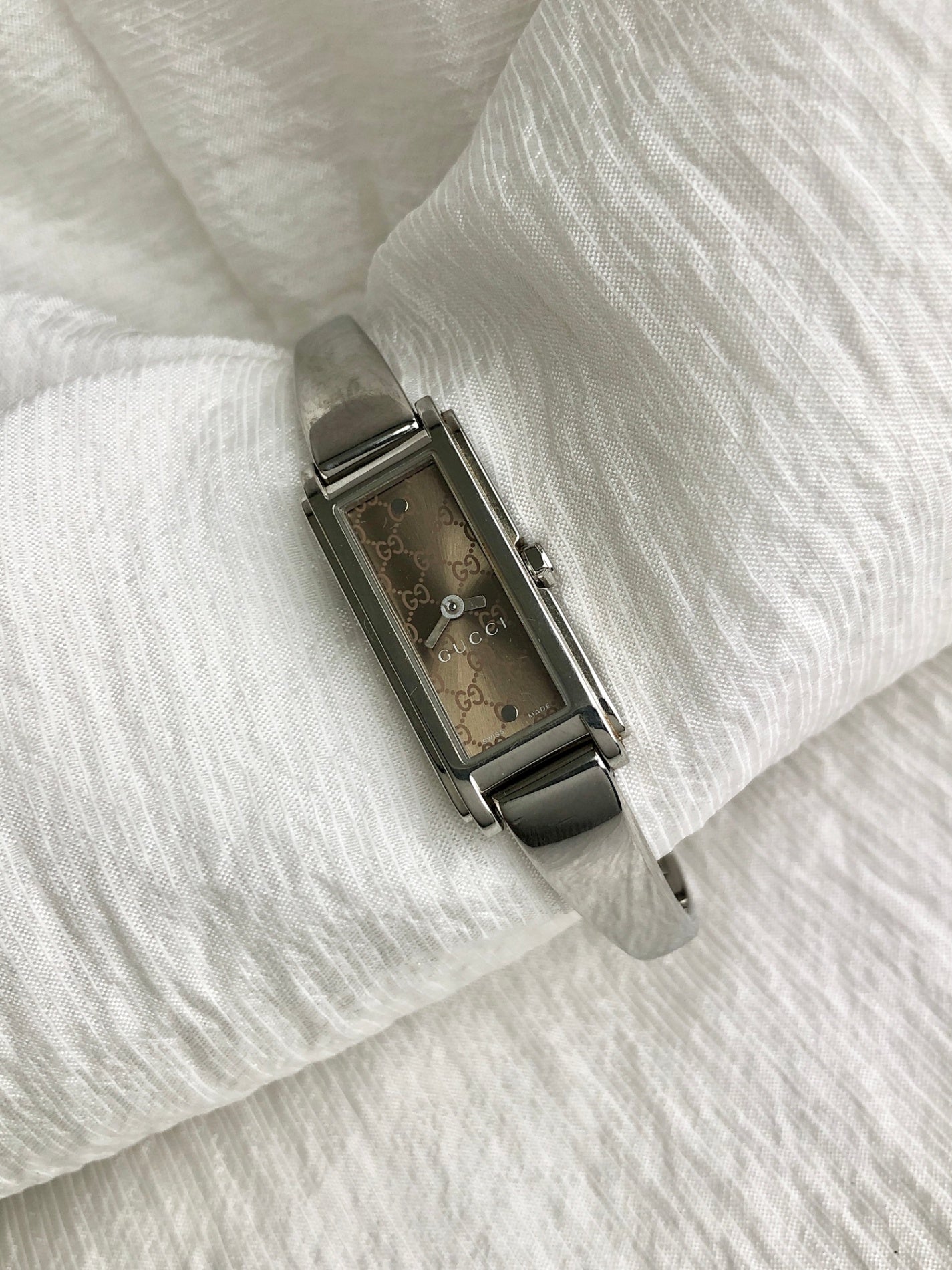 GUCCI 標誌手錶銀色復古 kieyzm
