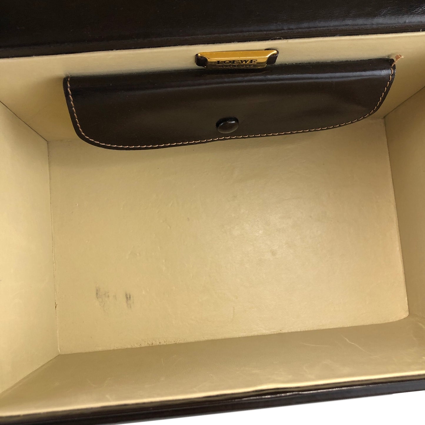 LOEWE Anagram Metal Closure Leather Vanity bag Box bag Brown Vintage j4pwks