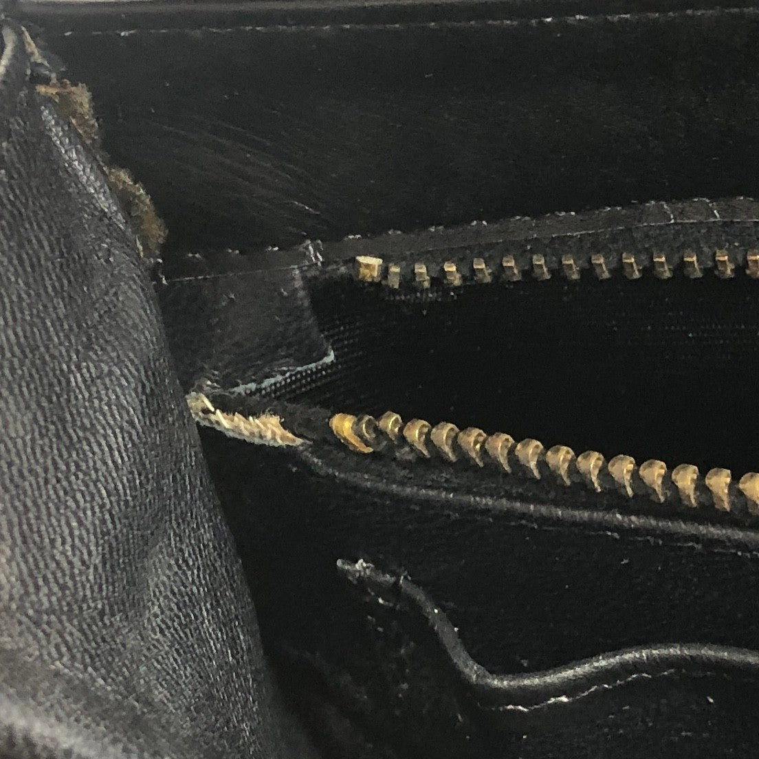 CELINE Horse Carriage Shoulder bag Black Vintage s2znbb