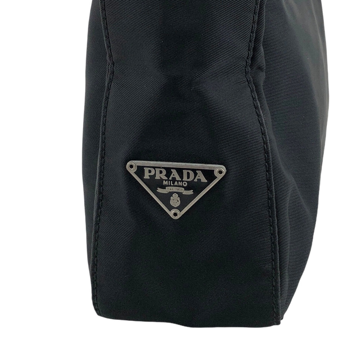 PRADA 三角形標誌不對稱單肩包 黑色 復古 7rus5d