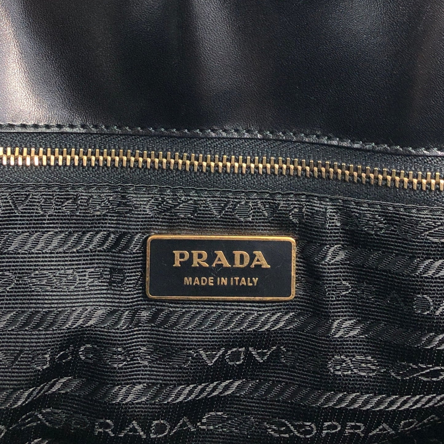 PRADA Tessuto Triangle Logo Totebag Black Vintage hp25fh
