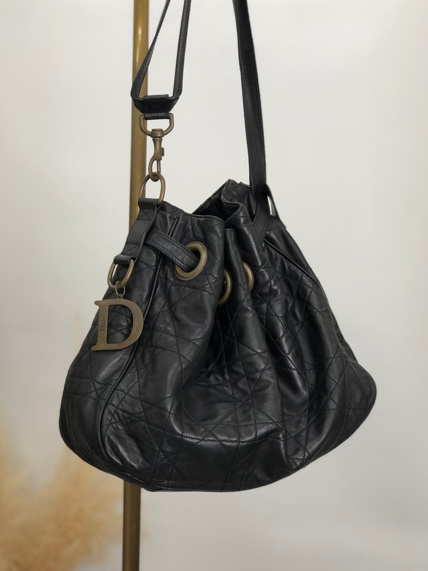 Christian Dior Cannage Logo Motif 抽繩肩背包 黑色 復古 ryhx6x
