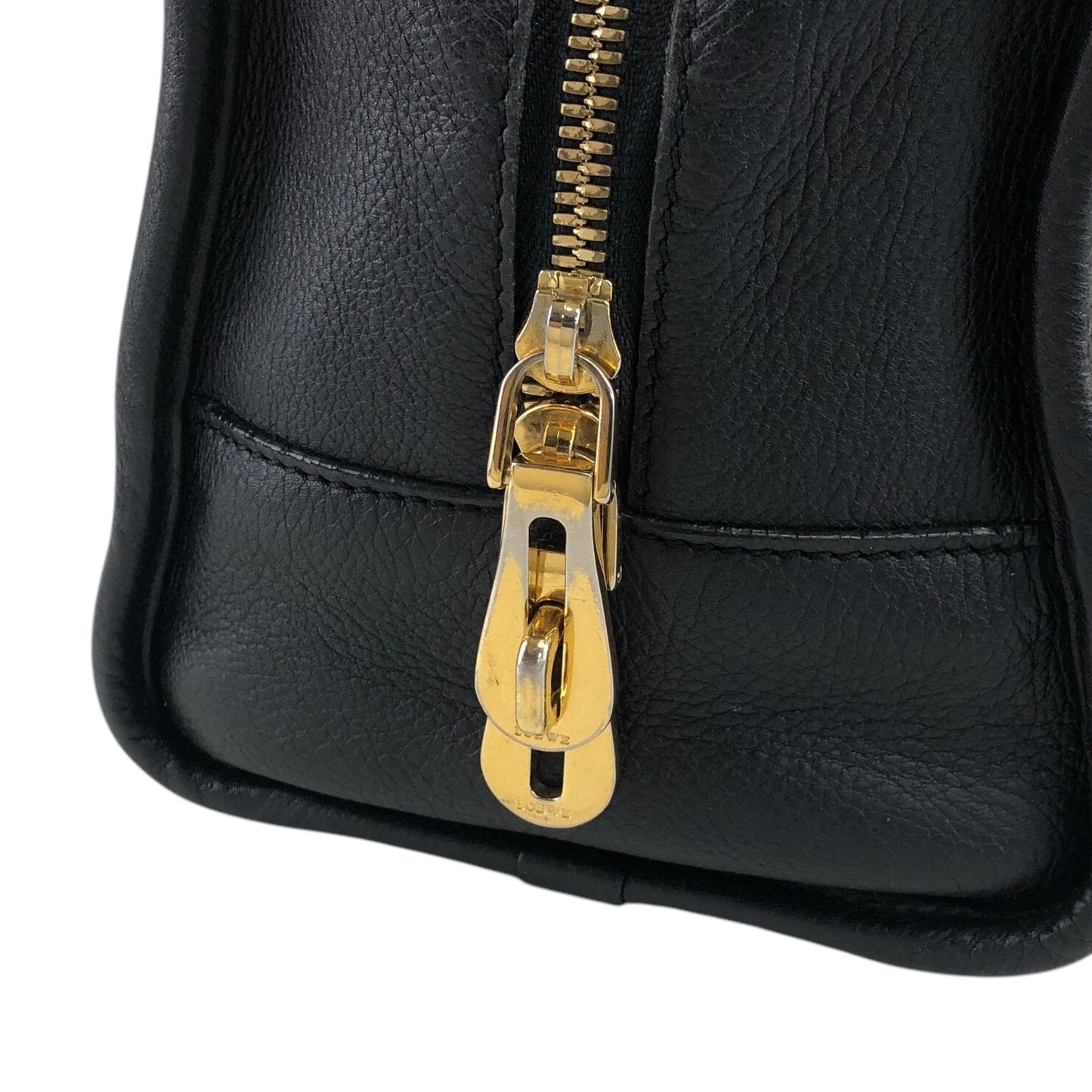 LOEWE Amazona28 Anagram Handbag Boston bag Black Vintage 4ve2yy