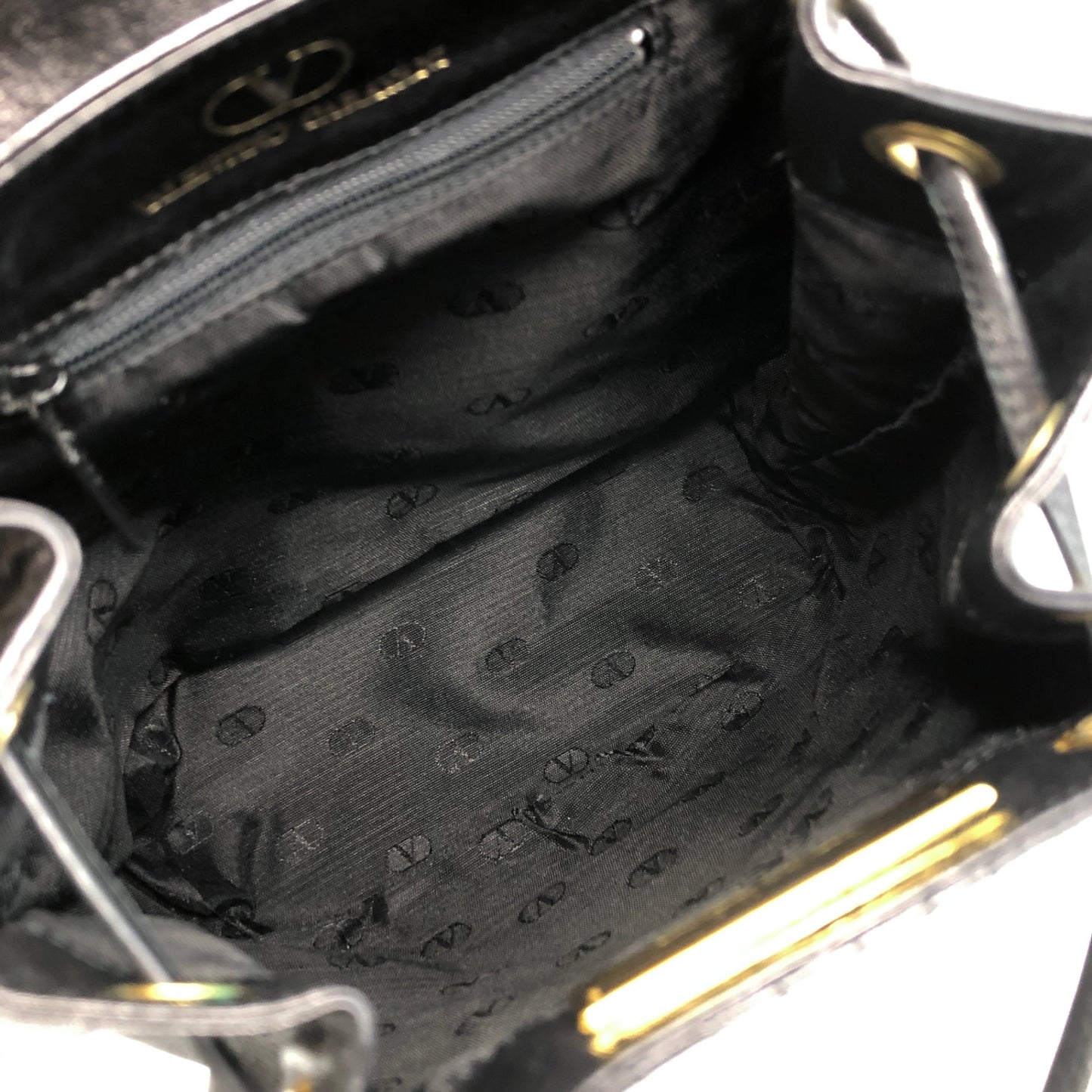 VALENTINO GARAVANI Medal Motif Backpack Black Vintage y7zdsr