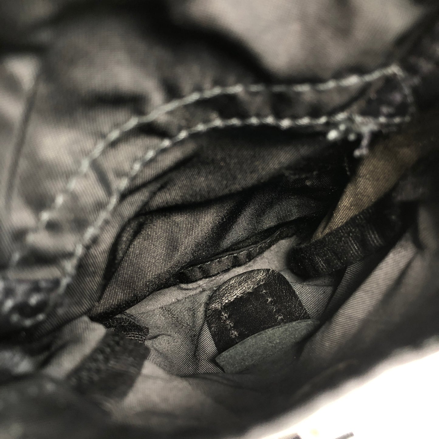 PRADA Triangle Logo Backpack Black Vintage hu5ayn