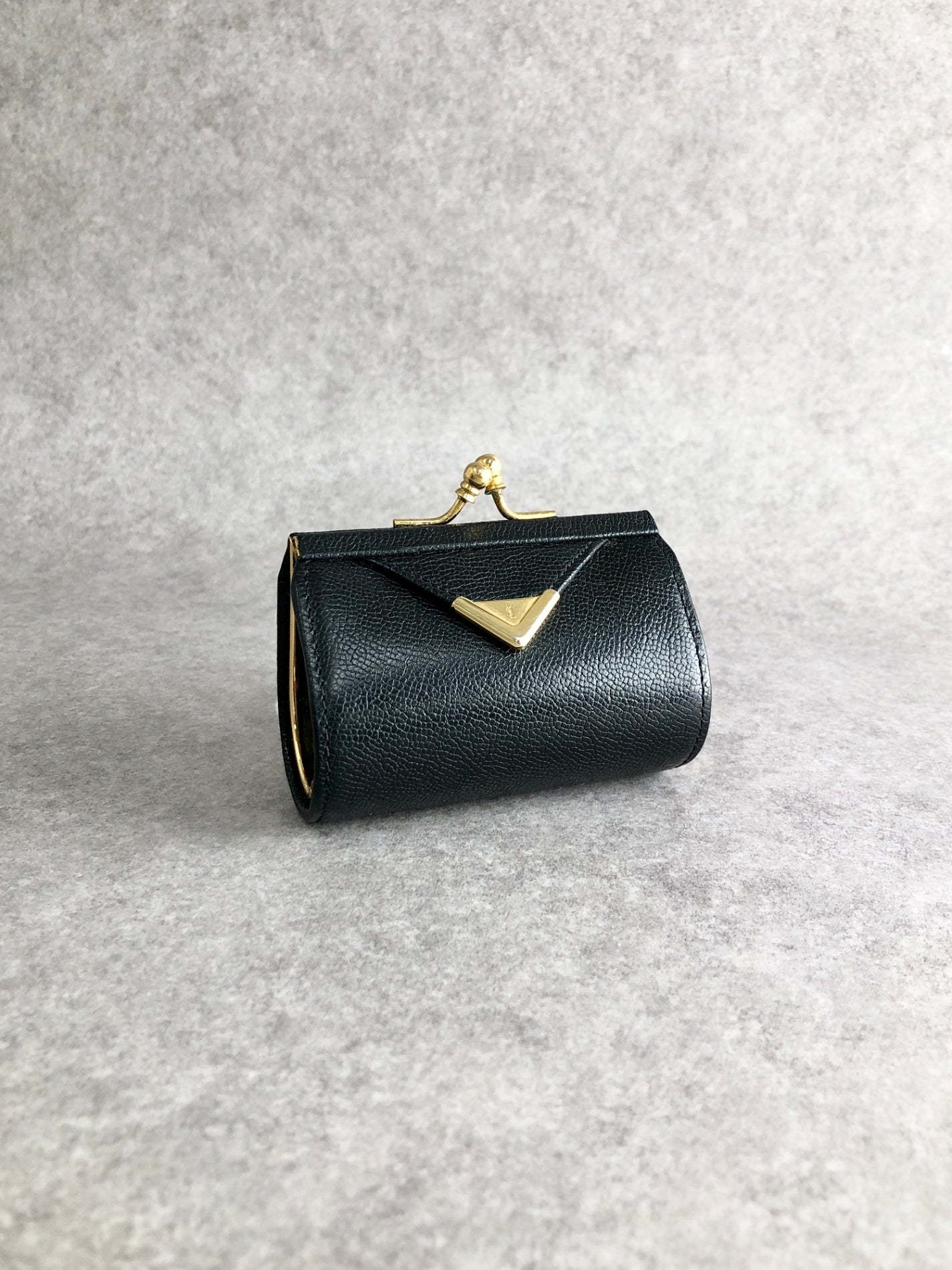 Yves Saint Laurent YSL 標誌金屬扣零錢包黑復古 hvc8nr