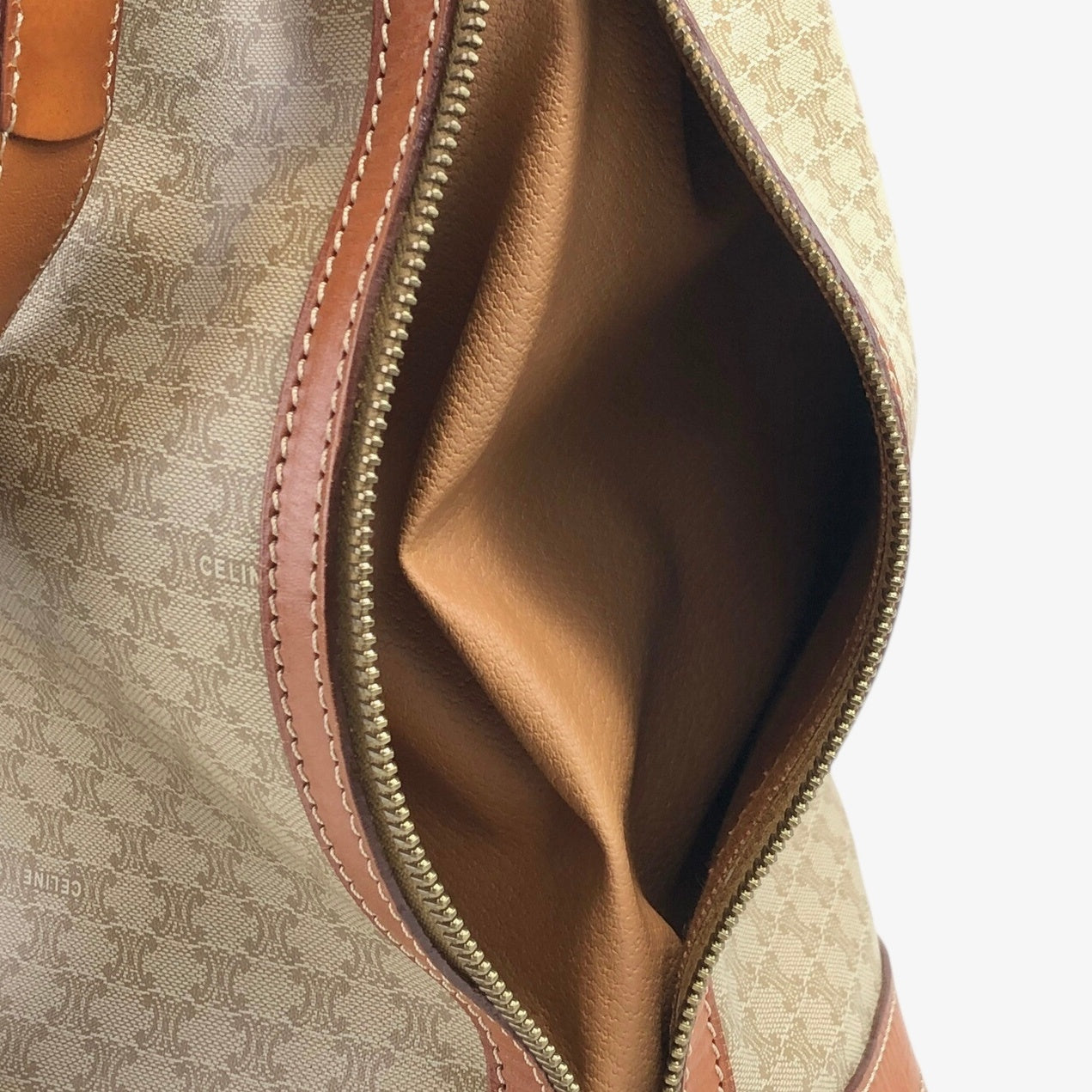 CELINE Macadam Blason Drawstring Shoulder bag Beige Vintage p4favs