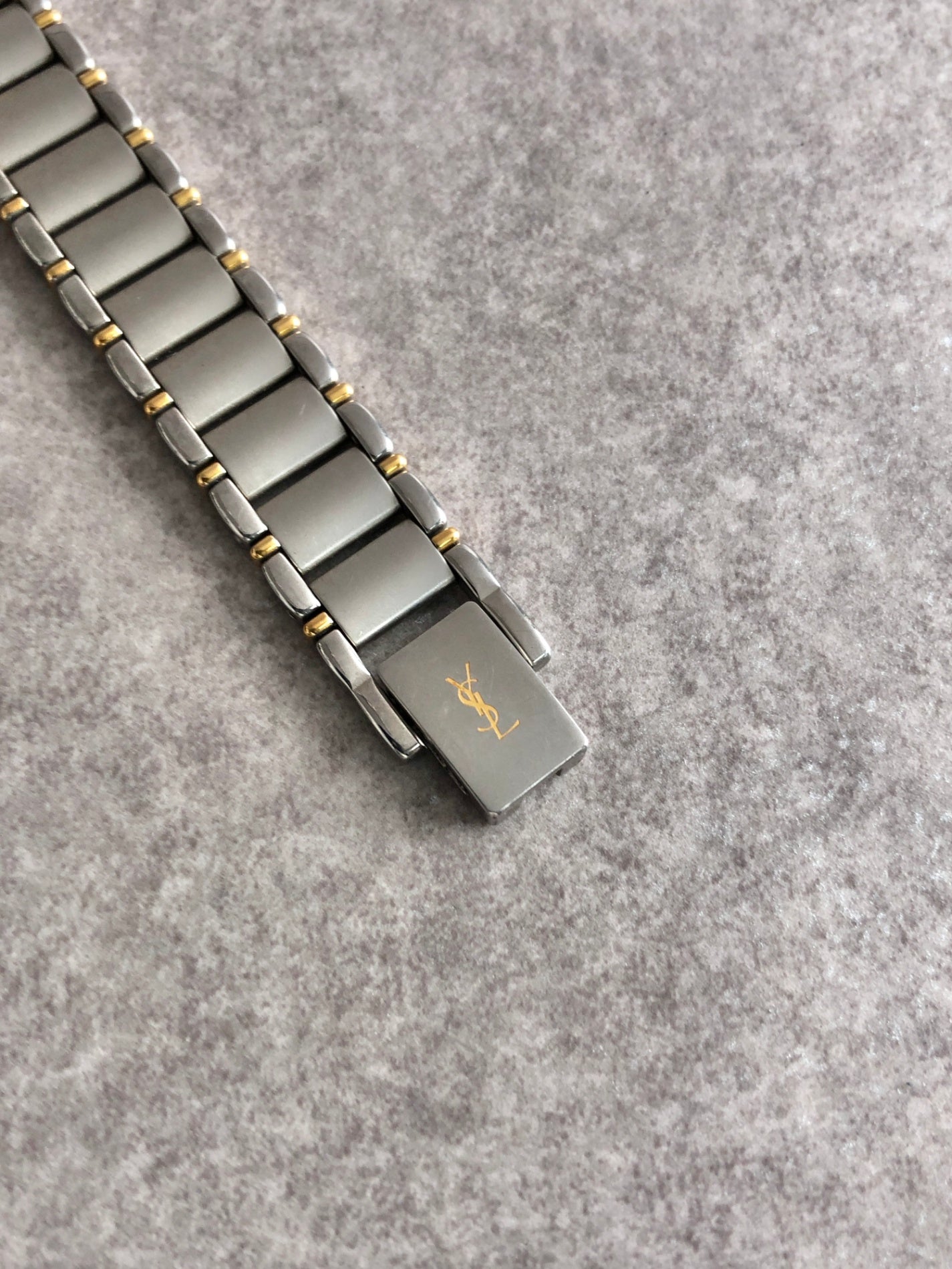 Yves Saint Laurent YSL Logo Quartz Watch Silver×Gold 5420-F45413 Vintage m3ywcg