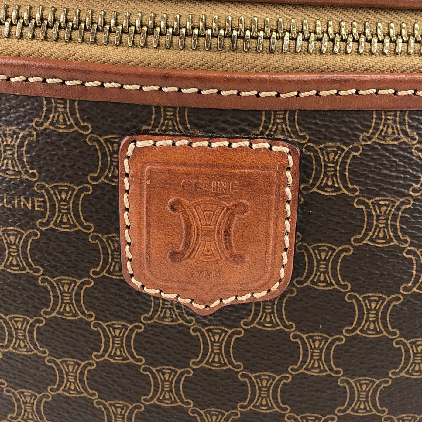 CELINE Macadam Blason Round Shoulder bag Brown Vintage 832m4p