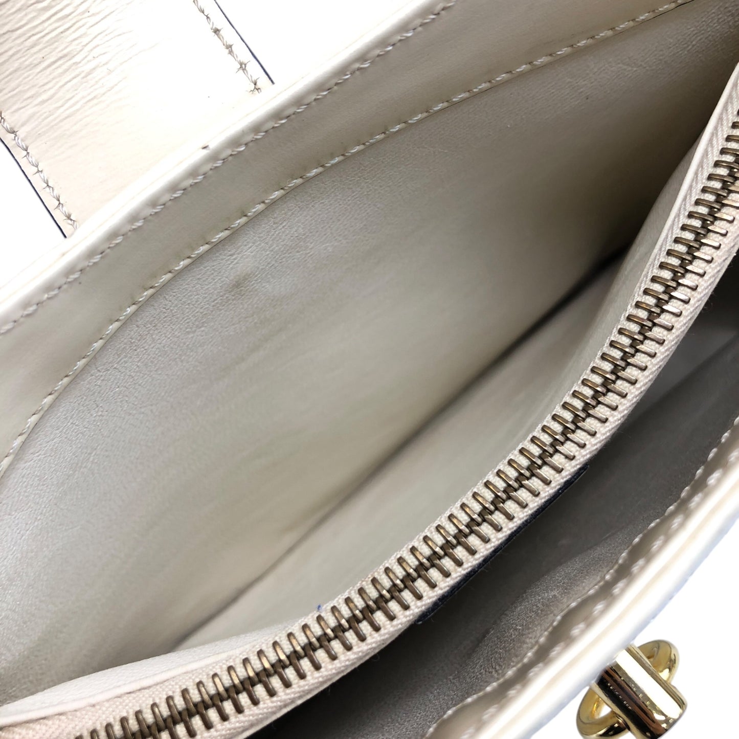 CELINE Gancini Shoulder bag Beige Vintage xc33k4