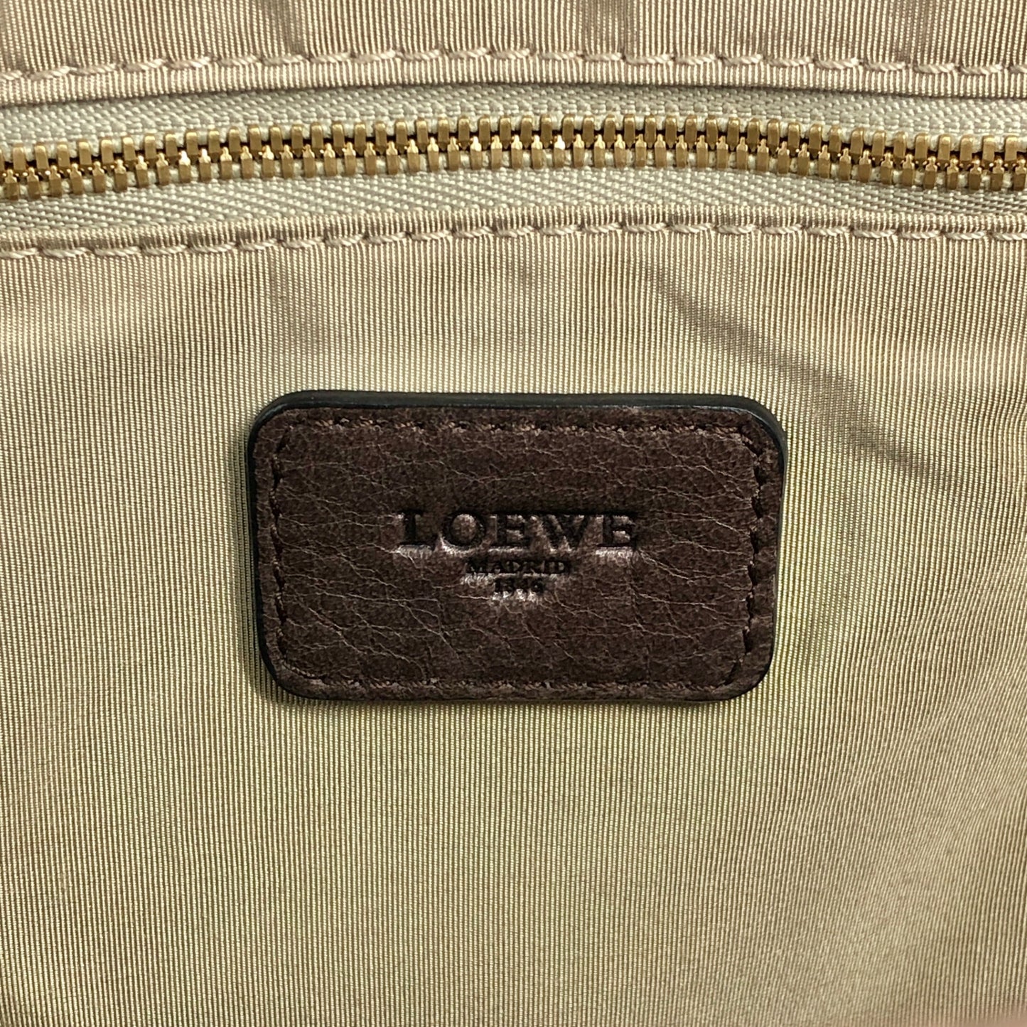 LOEWE 標誌壓花手提包棕色復古 i7rj5t