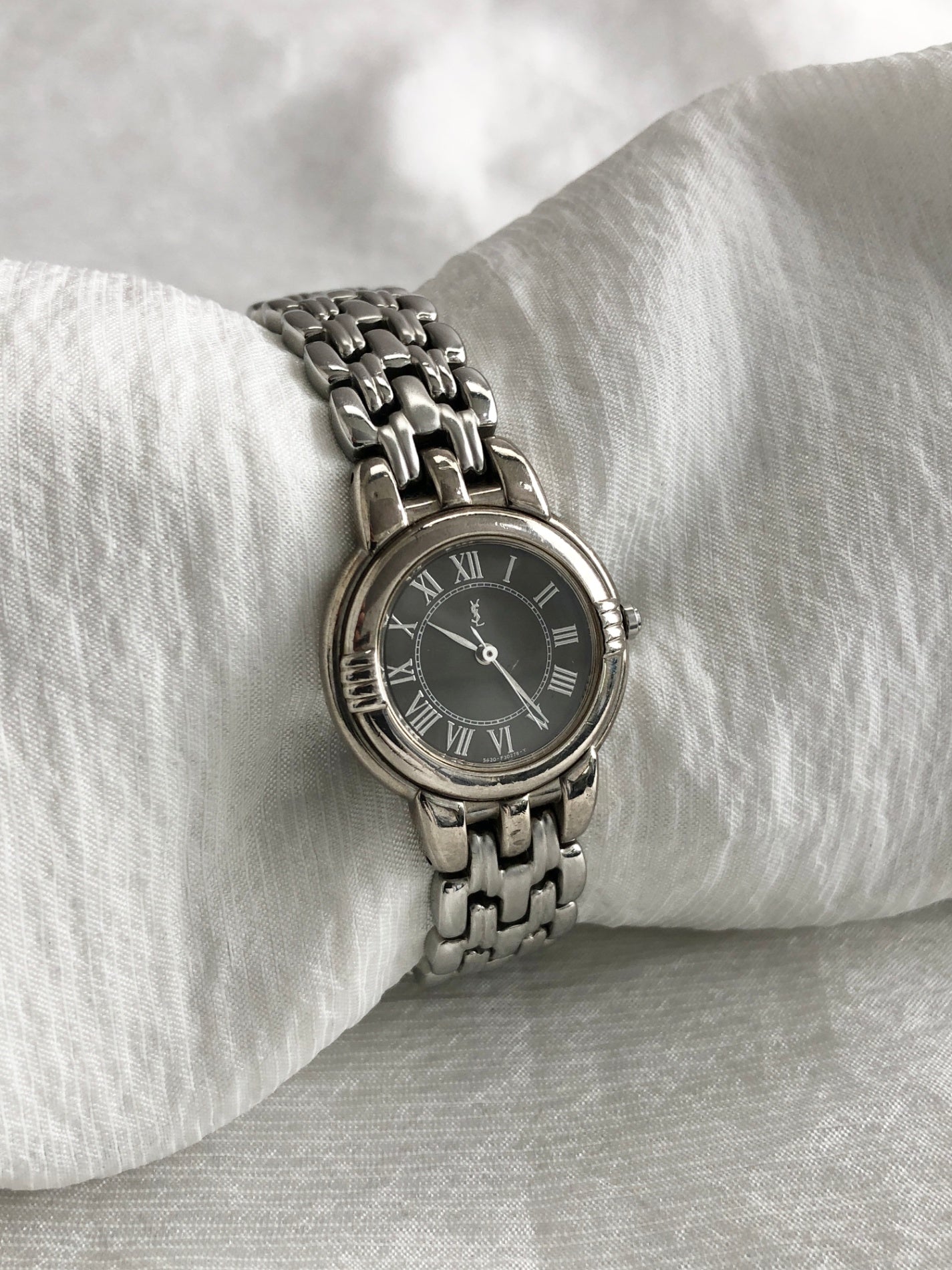 Yves Saint Laurent YSL Logo Quartz Watch Silver 5431-F45979 