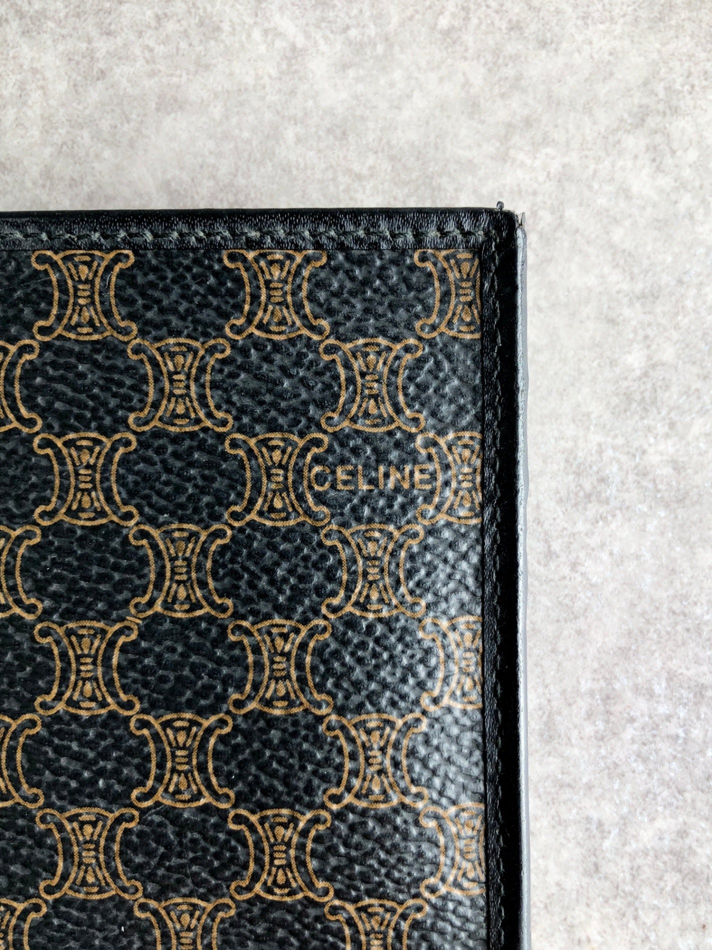 CELINE Macadam Folded Wallet Black Vintage 7k37du