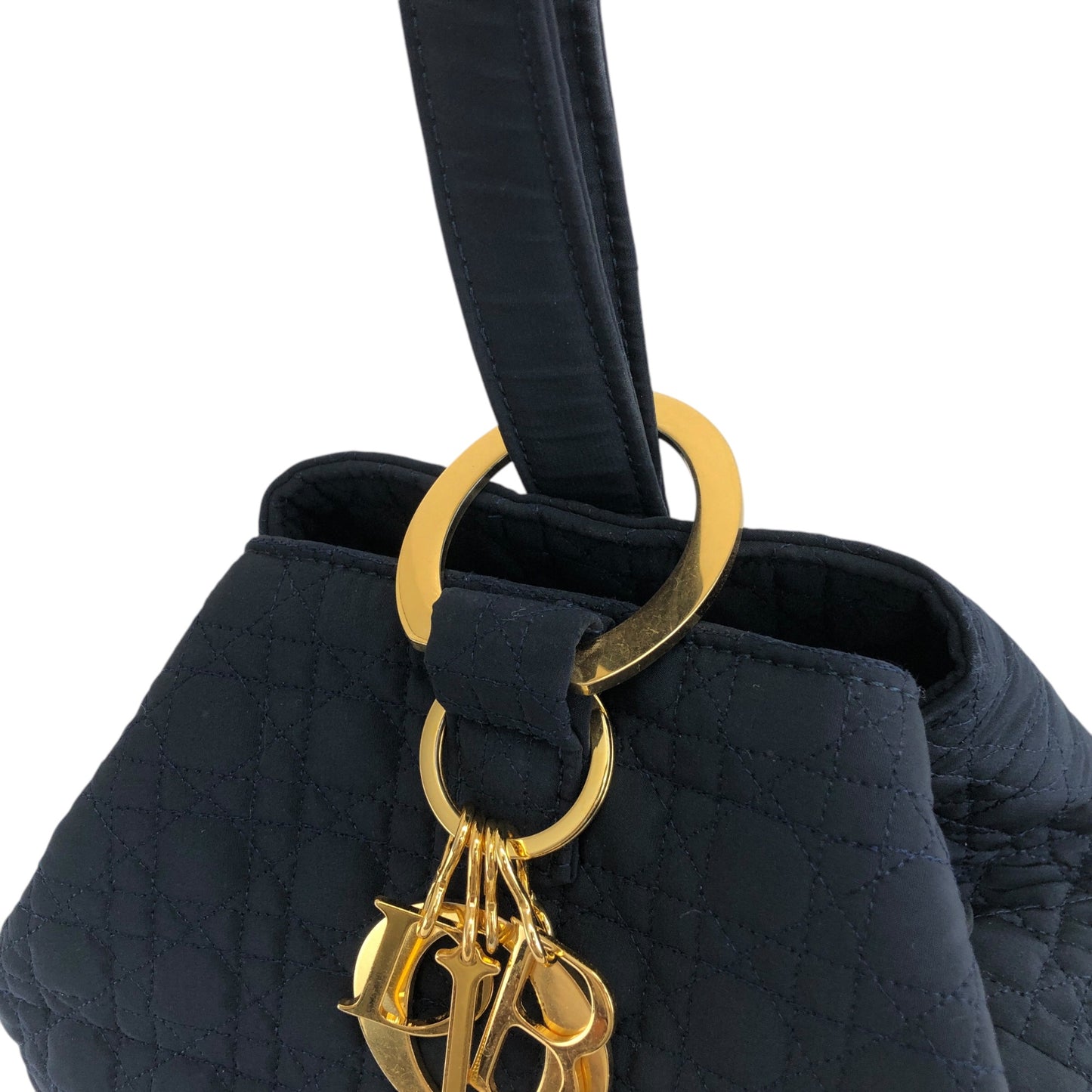 Christian Dior Cannage Logo Charm 抽繩肩背包 黑色 復古 i5e87z