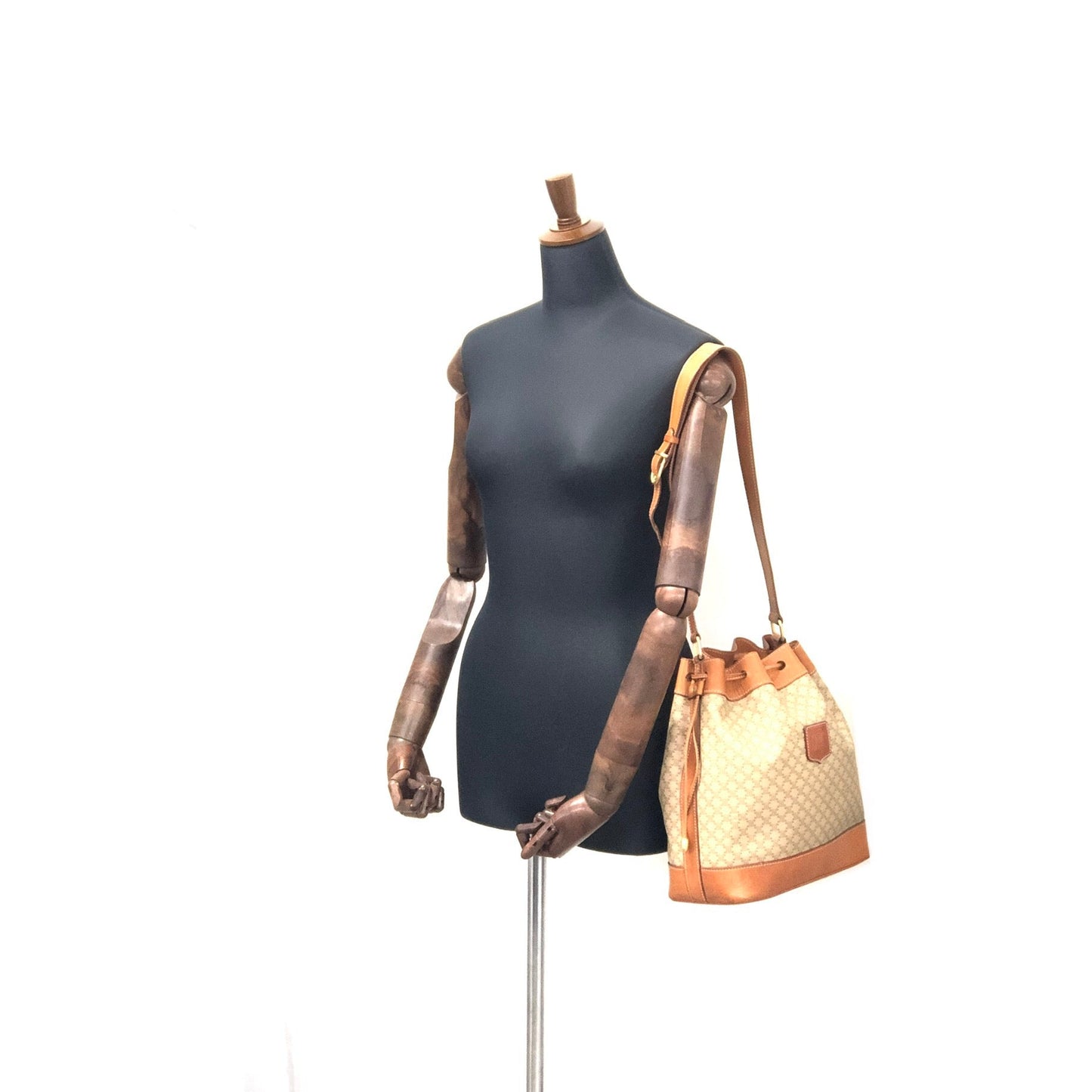 CELINE Macadam Blason Drawstring Shoulder bag Beige Vintage Old Celine zn4s43