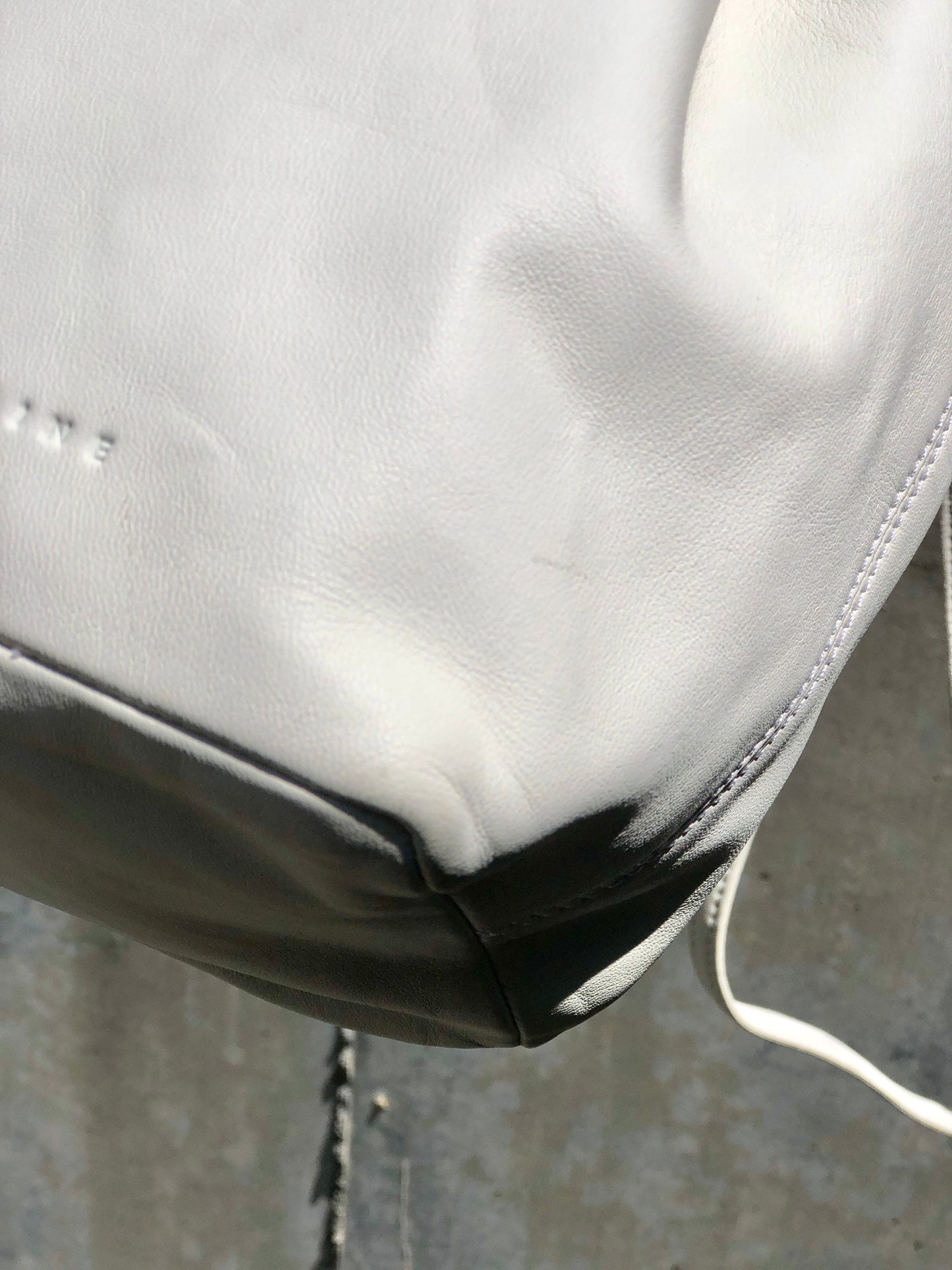 CELINE Logo Drawstring Handbag White Vintage Old Celine em8cxw