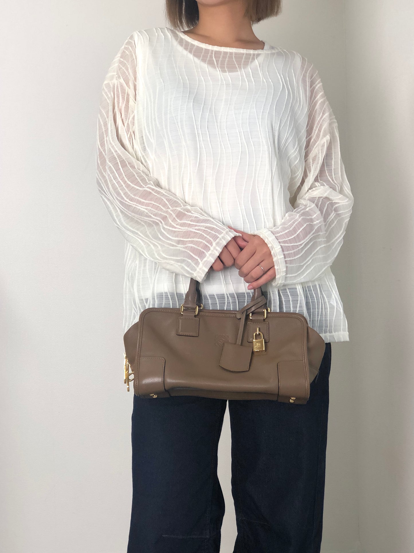 LOEWE Amazona28 Anagram Small Boston bag Handbag Beige Vintage euhpr8
