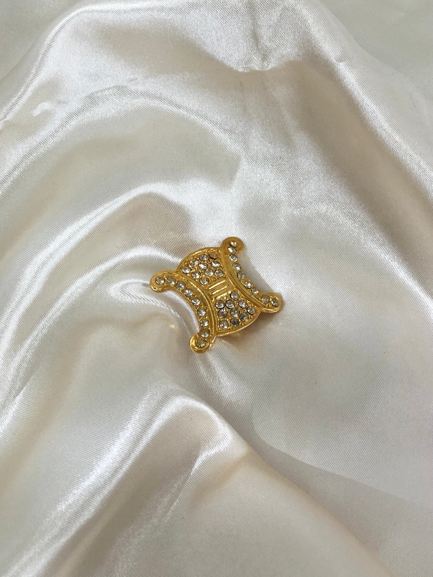 CELINE Triomphe Brooch Gold Vintage Old Celine bj32y2