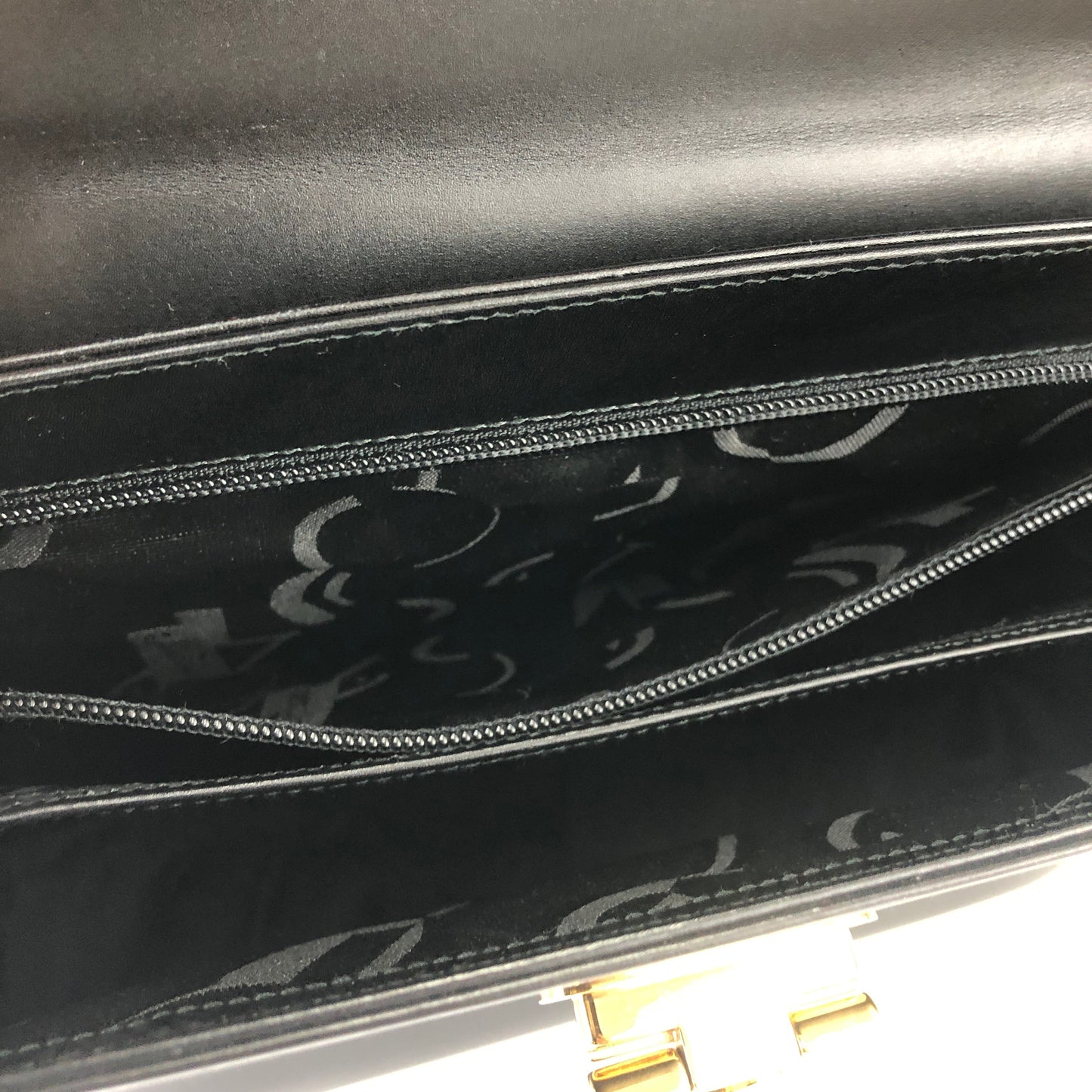 Salvatore Ferragamo Gancini Crossbody Shoulderbag Handbag Black Vintage Old iw4tut