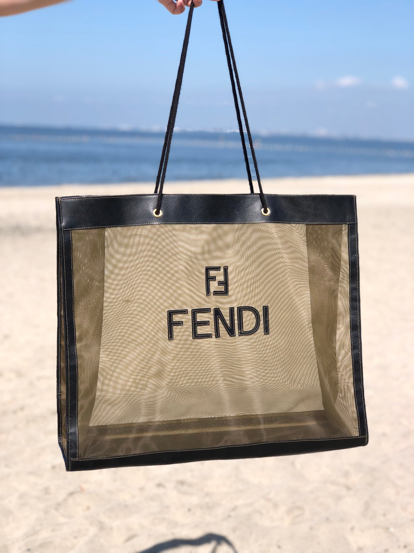 FENDI 標誌網格方形大號托特包黑色復古舊款 rcvsmr