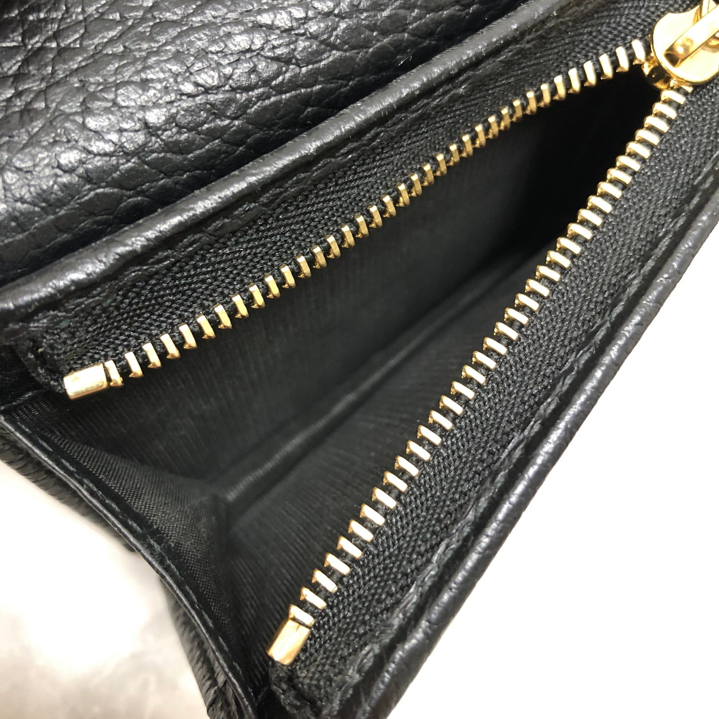 GUCCI 緊湊型皮夾 Marmont 黑色 GG yhbkcy