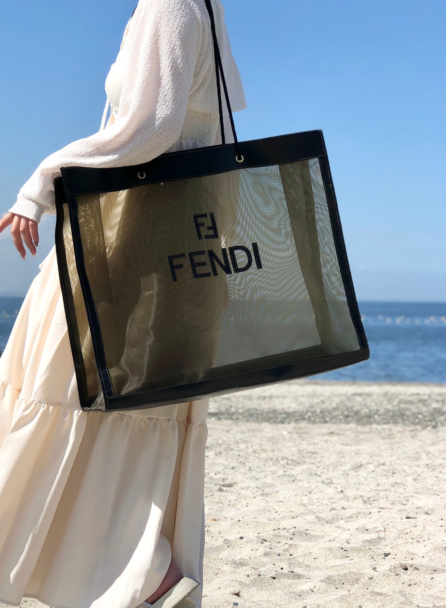 FENDI 標誌網格方形大號托特包黑色復古舊款 rcvsmr
