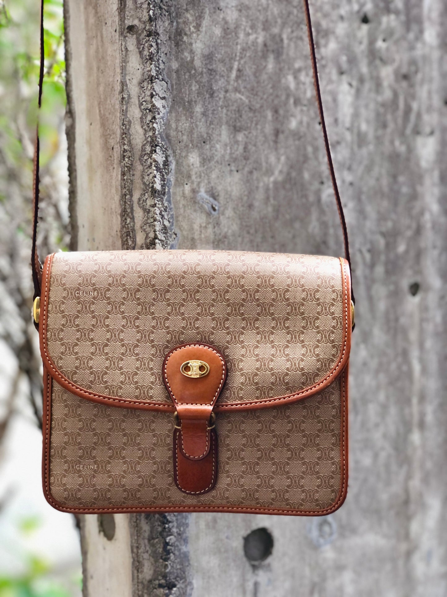 CELINE Macadam Triomphe Crossbody Shoulder bag Beige Vintage Old Celine v6hrmg